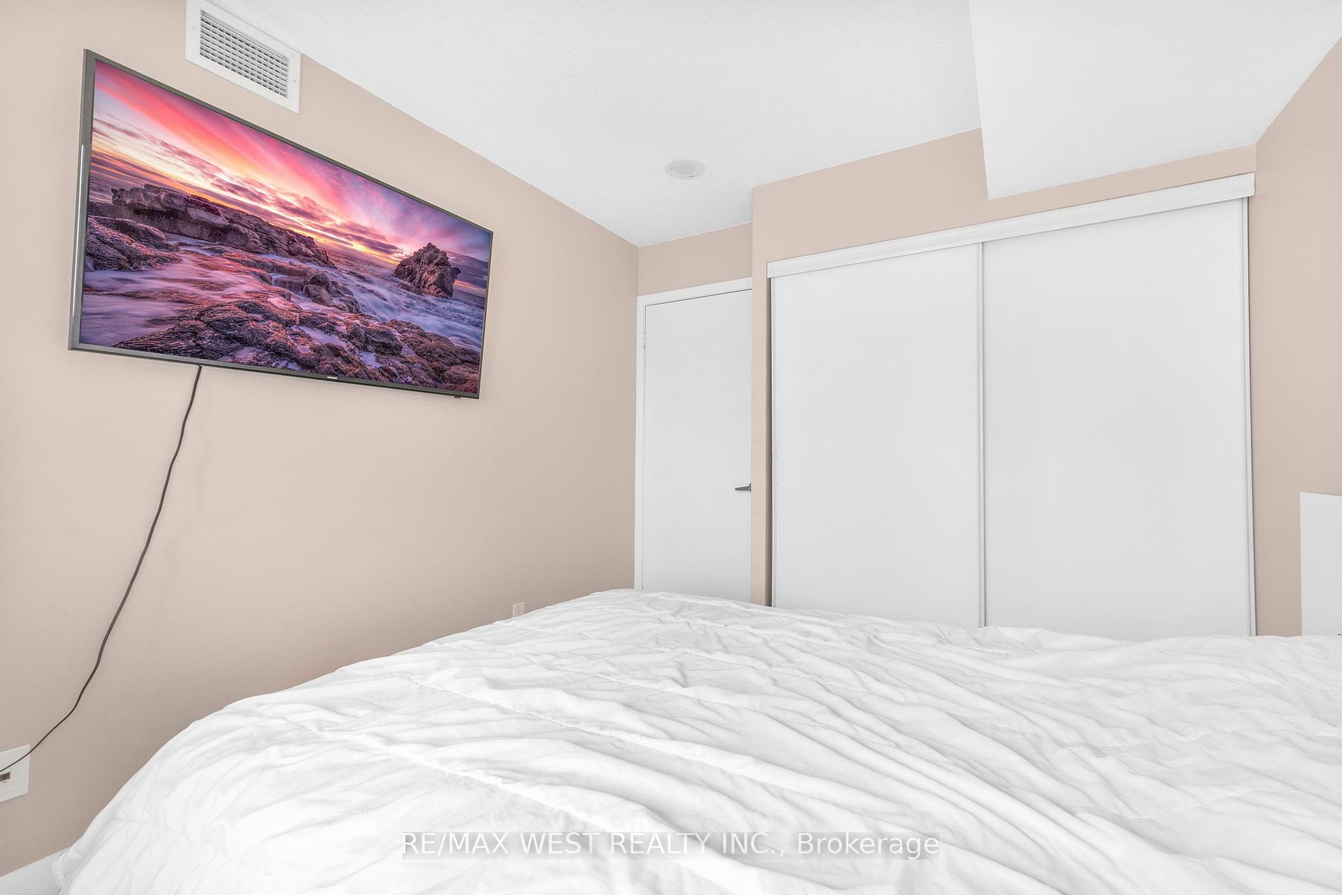 155 Legion Road N #1503
