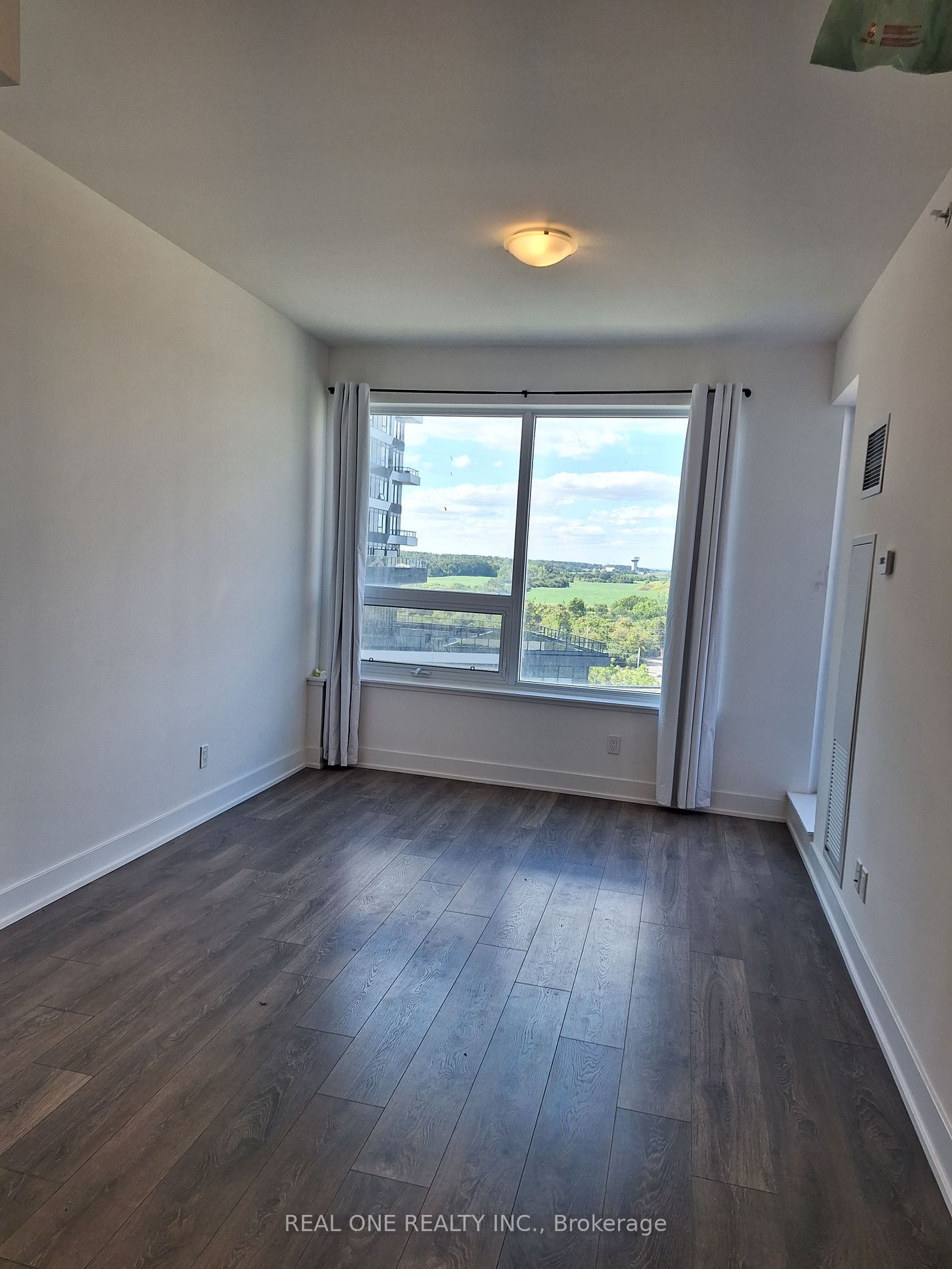 297 Oak Walk Drive, #706