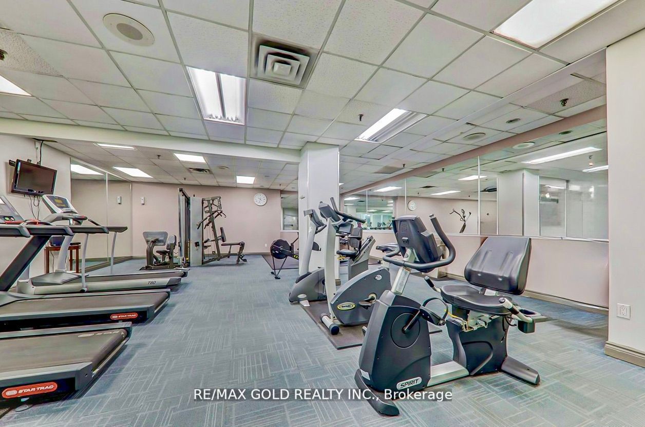 265 Enfield Place #903