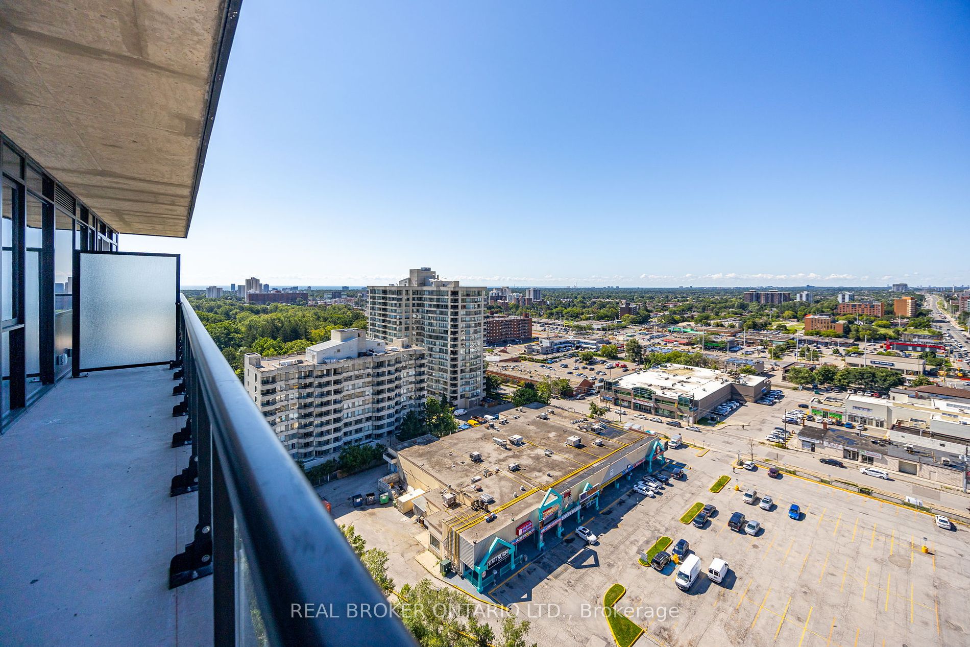 86 Dundas Street E #1602