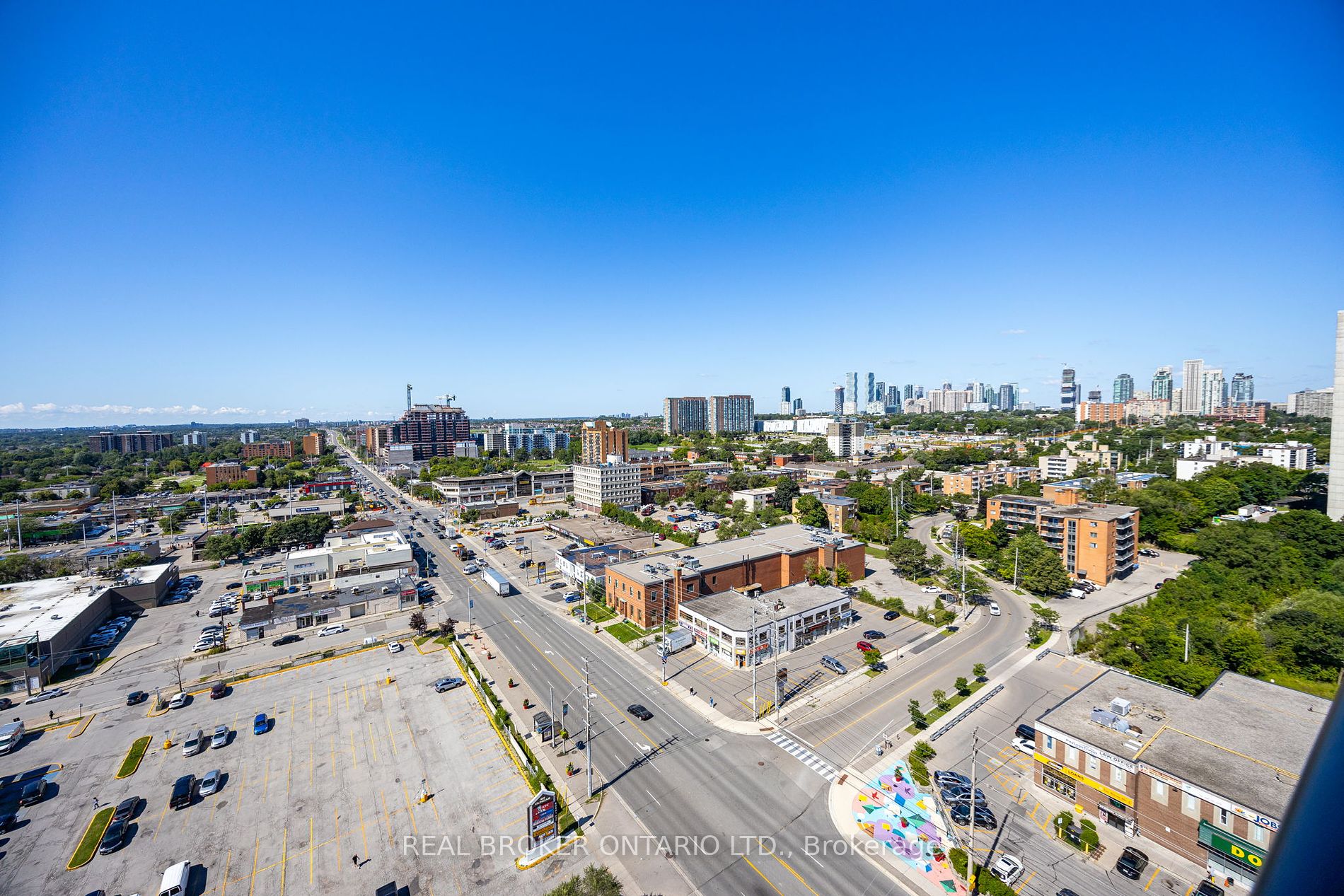 86 Dundas Street E #1602