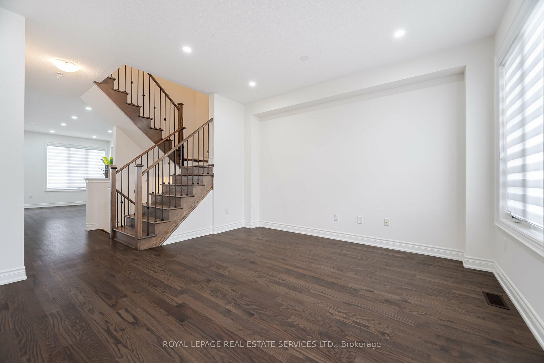 20 Brushwood Dr