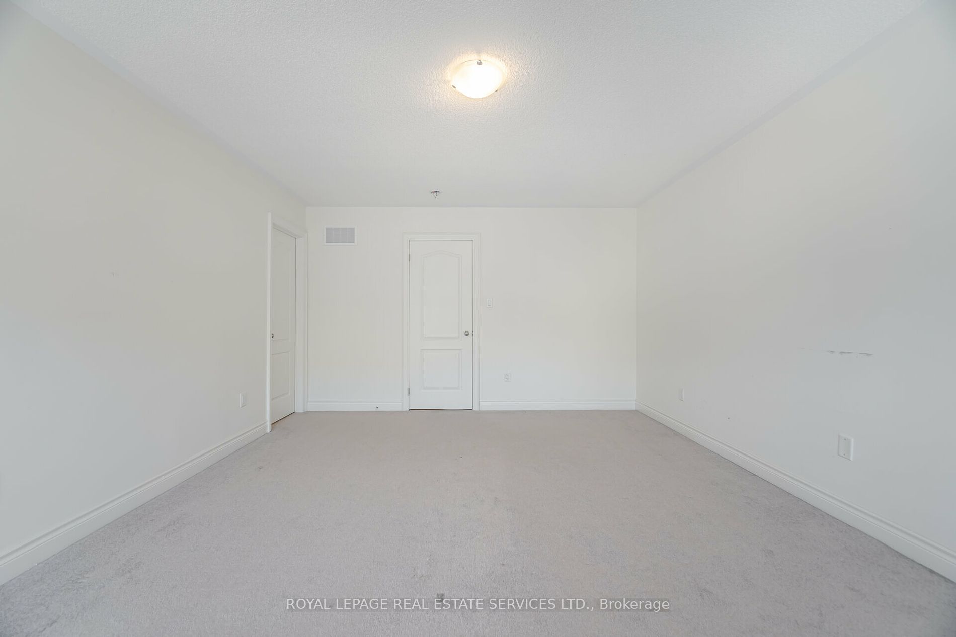 20 Brushwood Dr