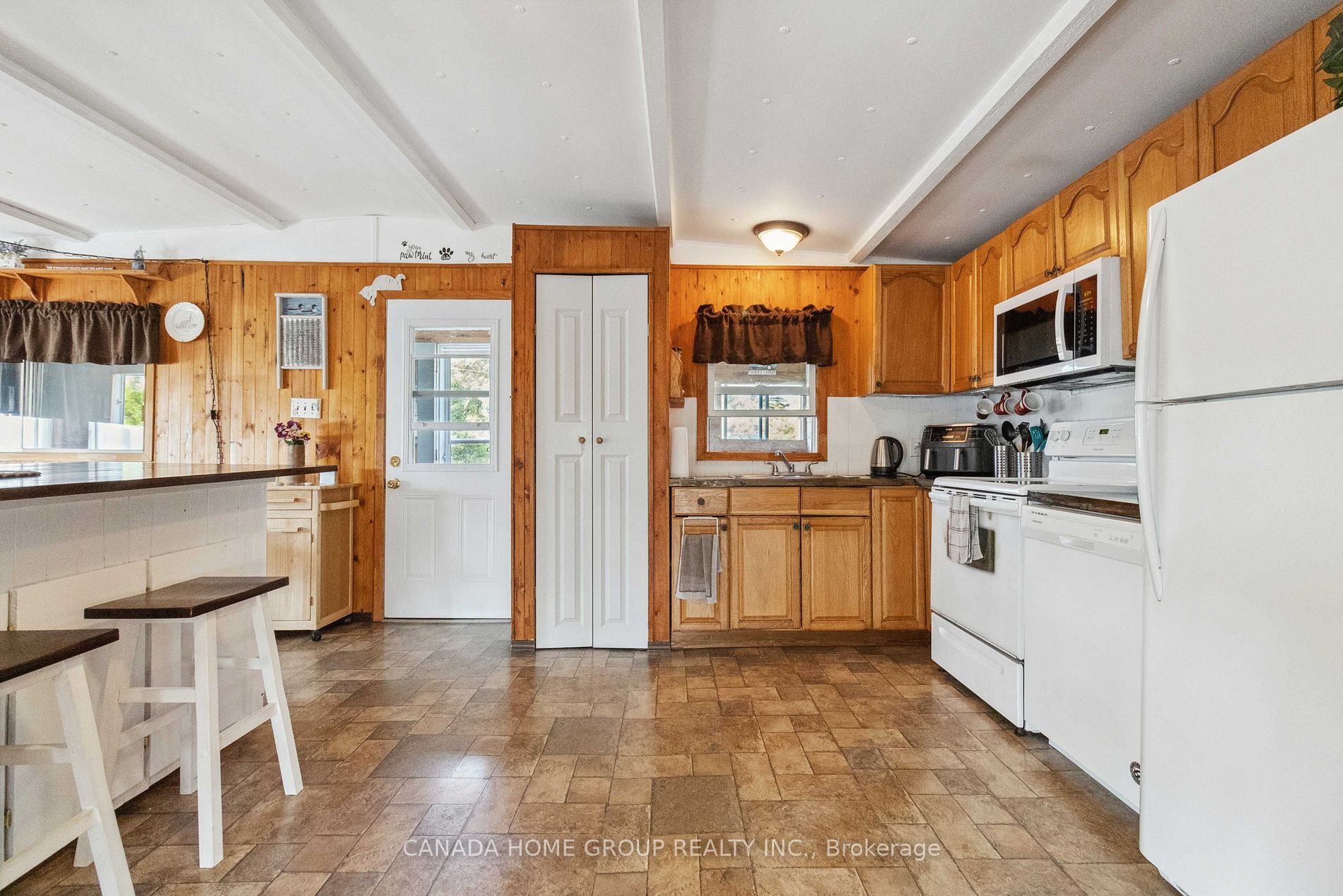 9034 Guelph Junction Rd