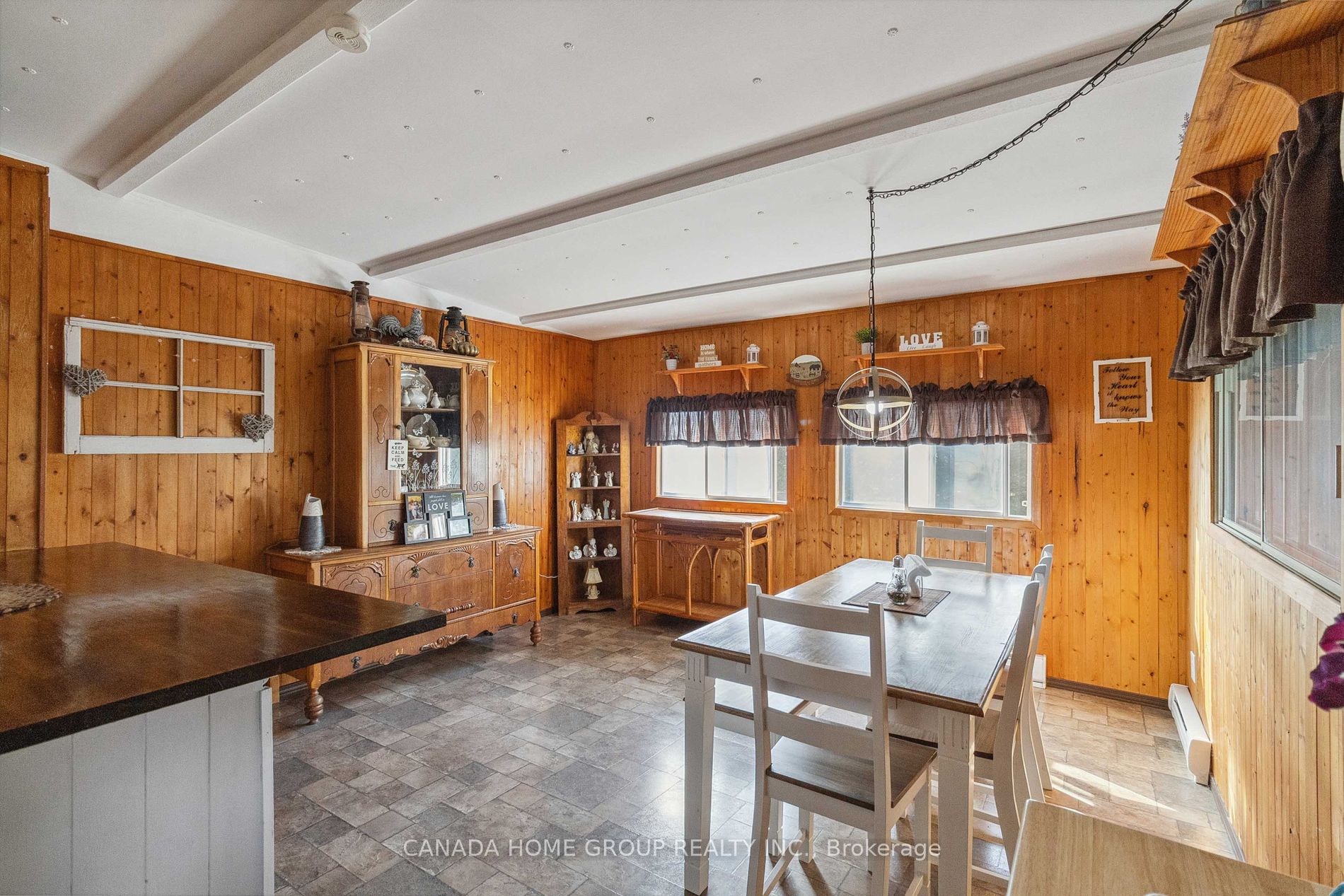 9034 Guelph Junction Rd