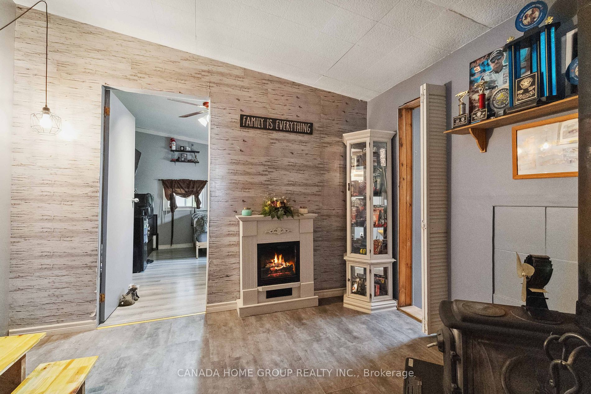 9034 Guelph Junction Rd