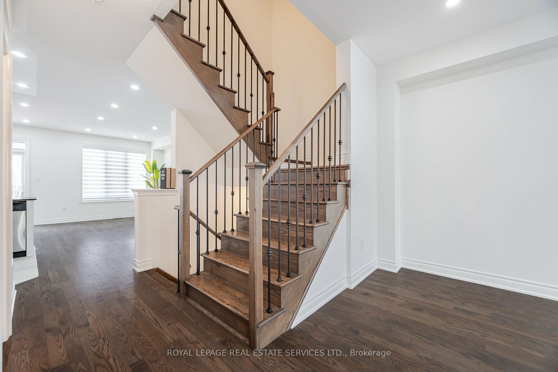 20 Brushwood Drive