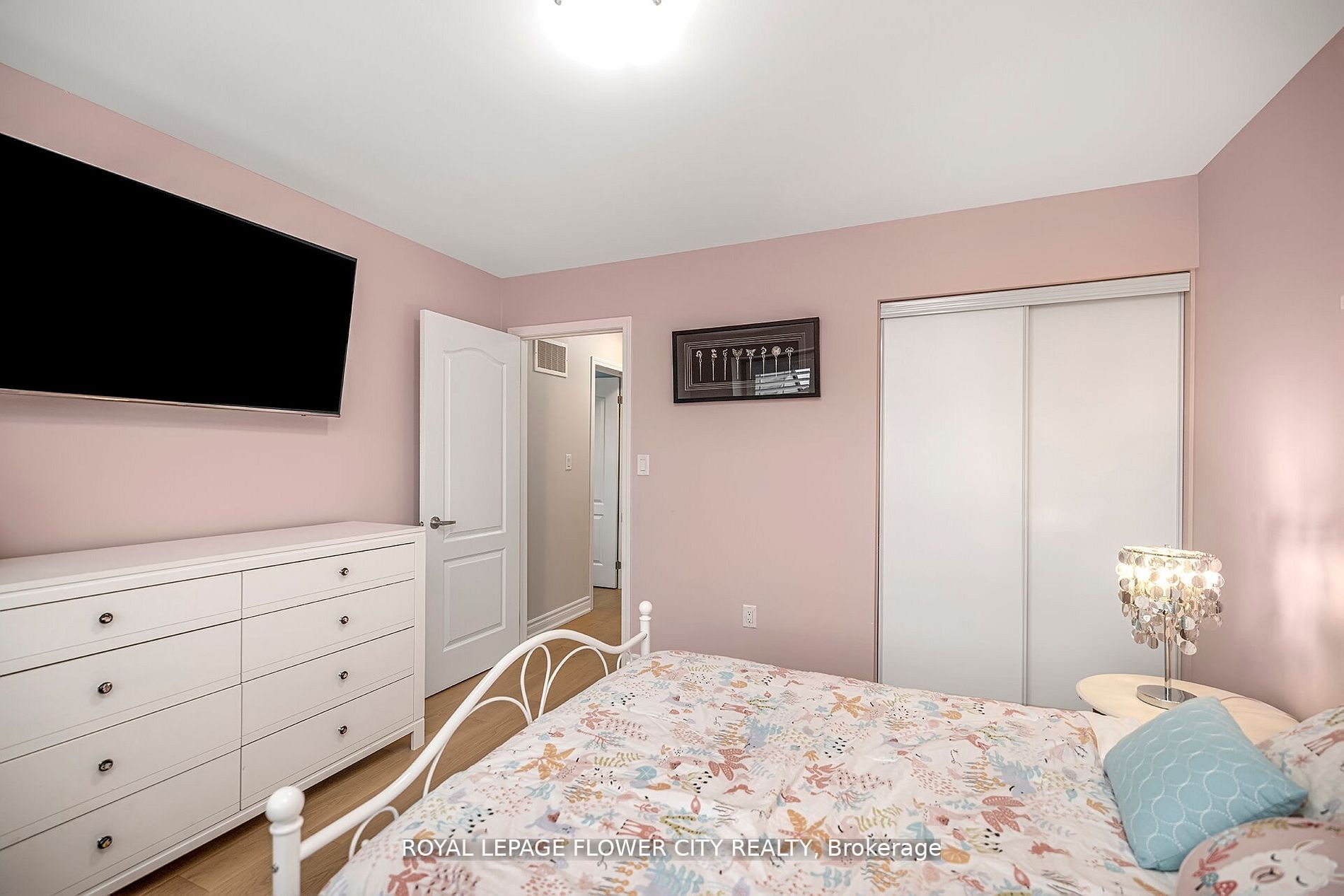 10 Arkwright Dr