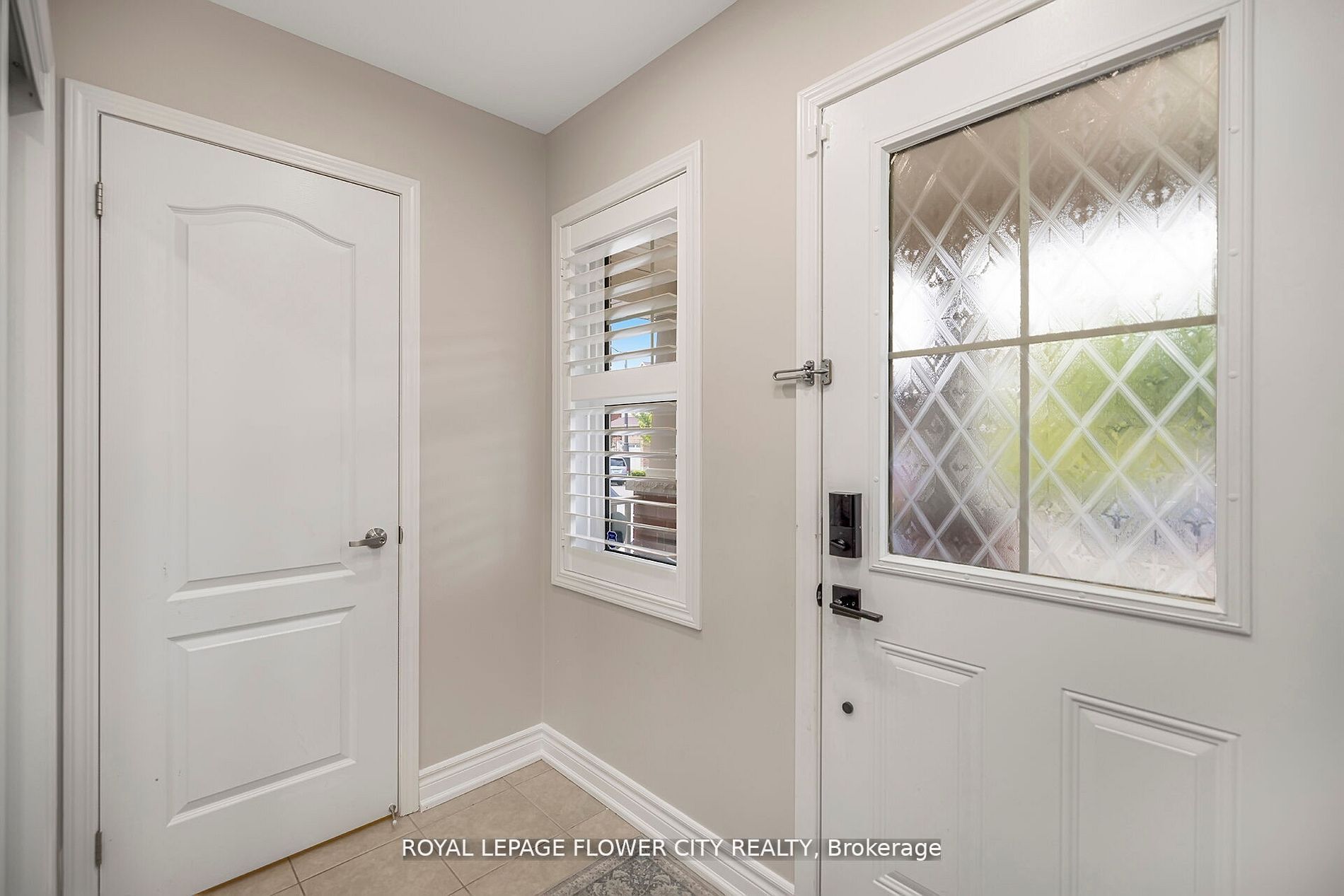 10 Arkwright Dr