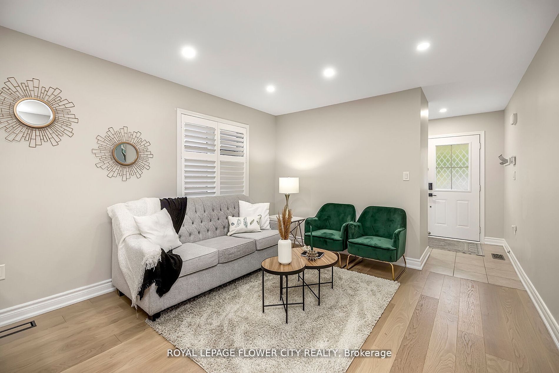 10 Arkwright Dr