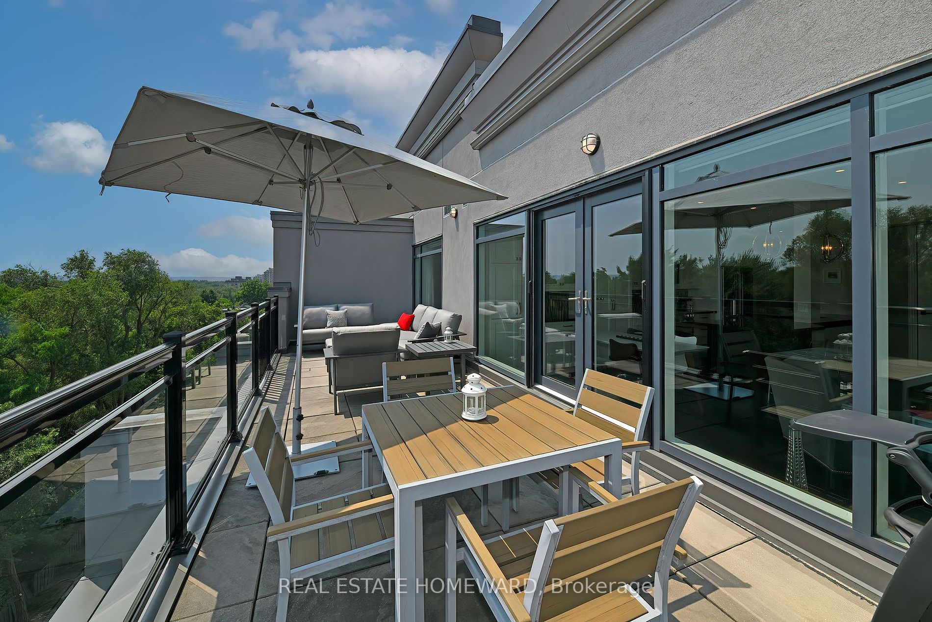 34 Plains Road E #605