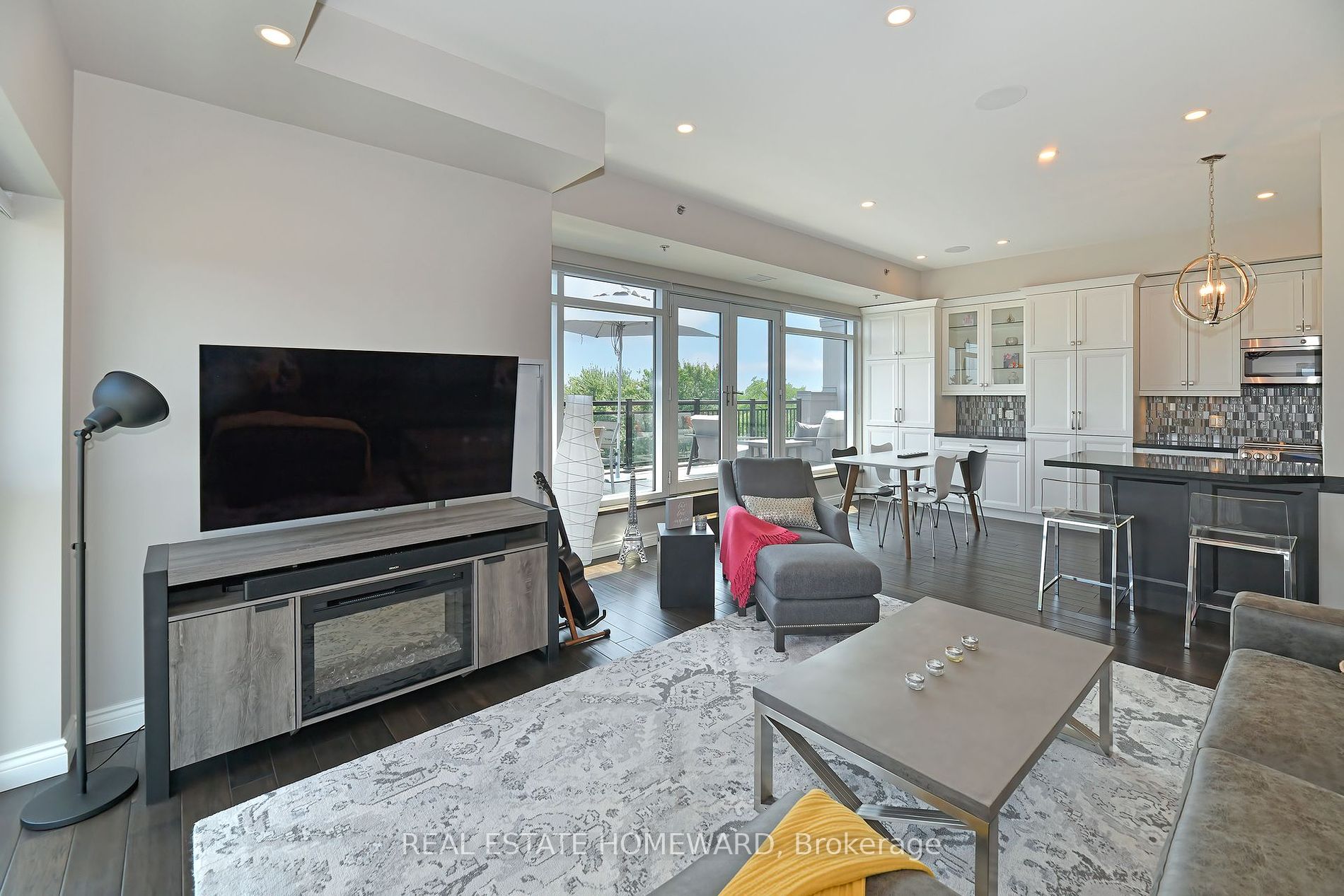 34 Plains Road E #605