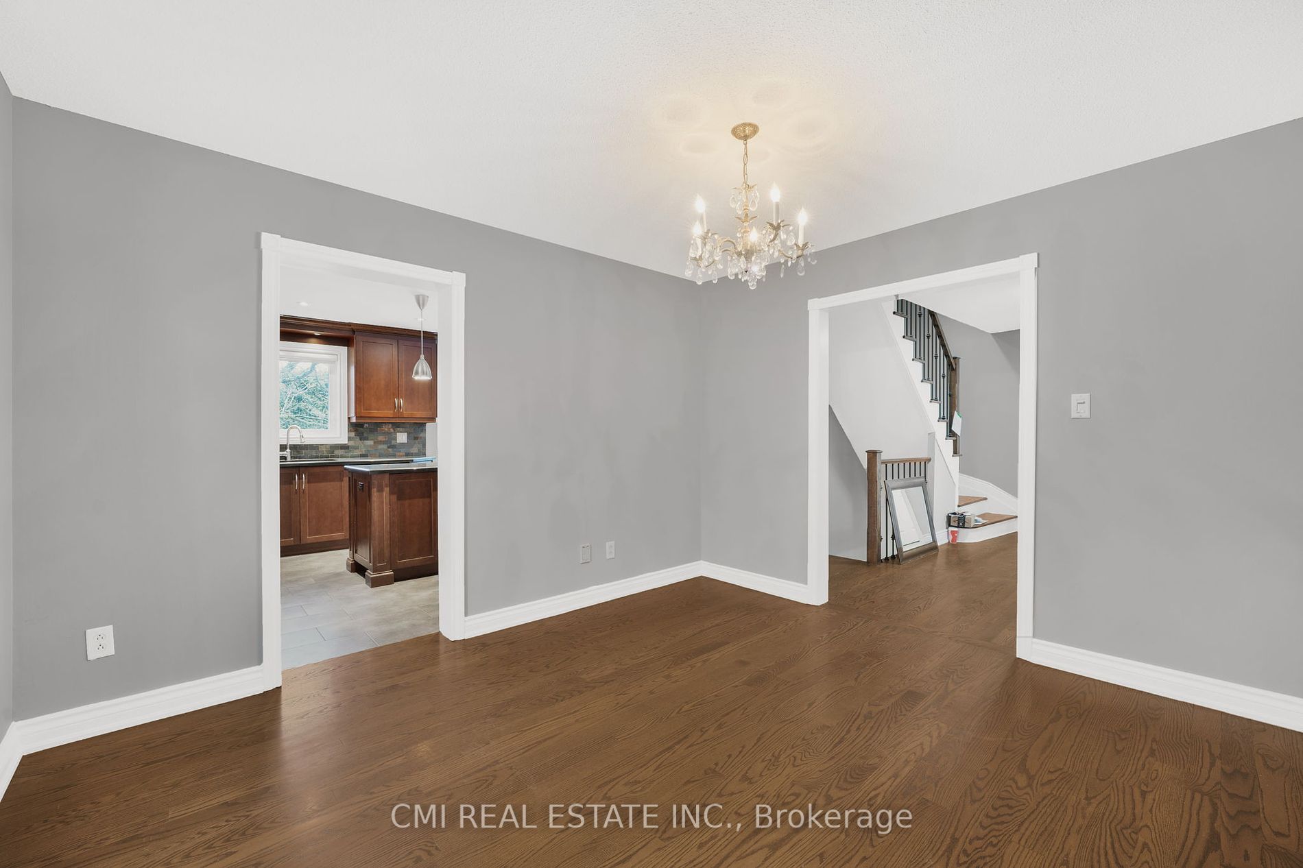 13 Axminster Rd