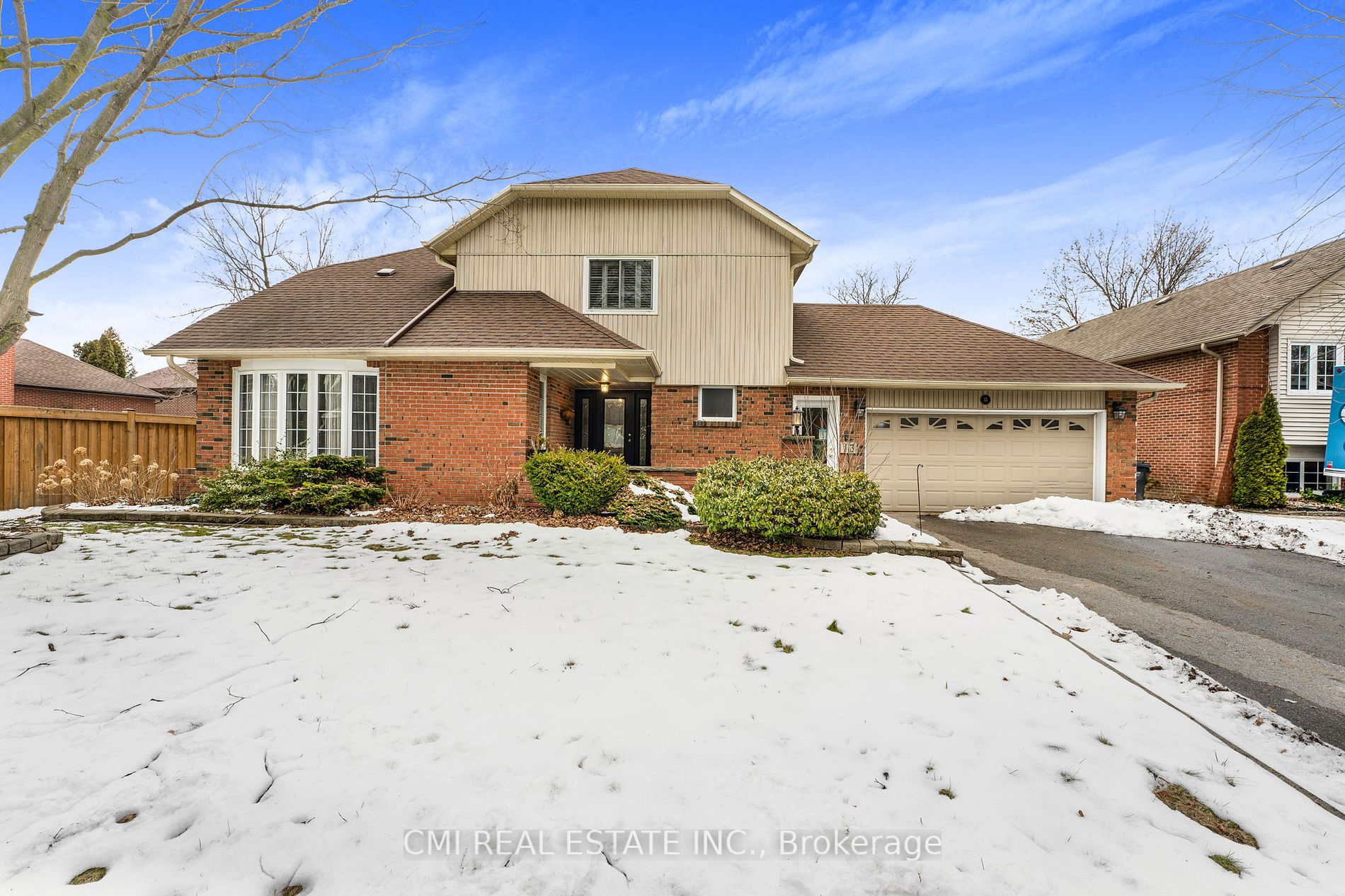 13 Axminster Rd