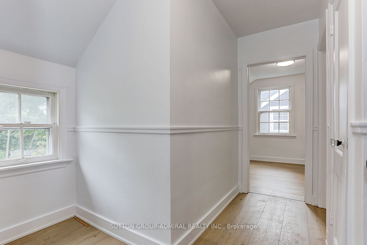 25 Howard Avenue
