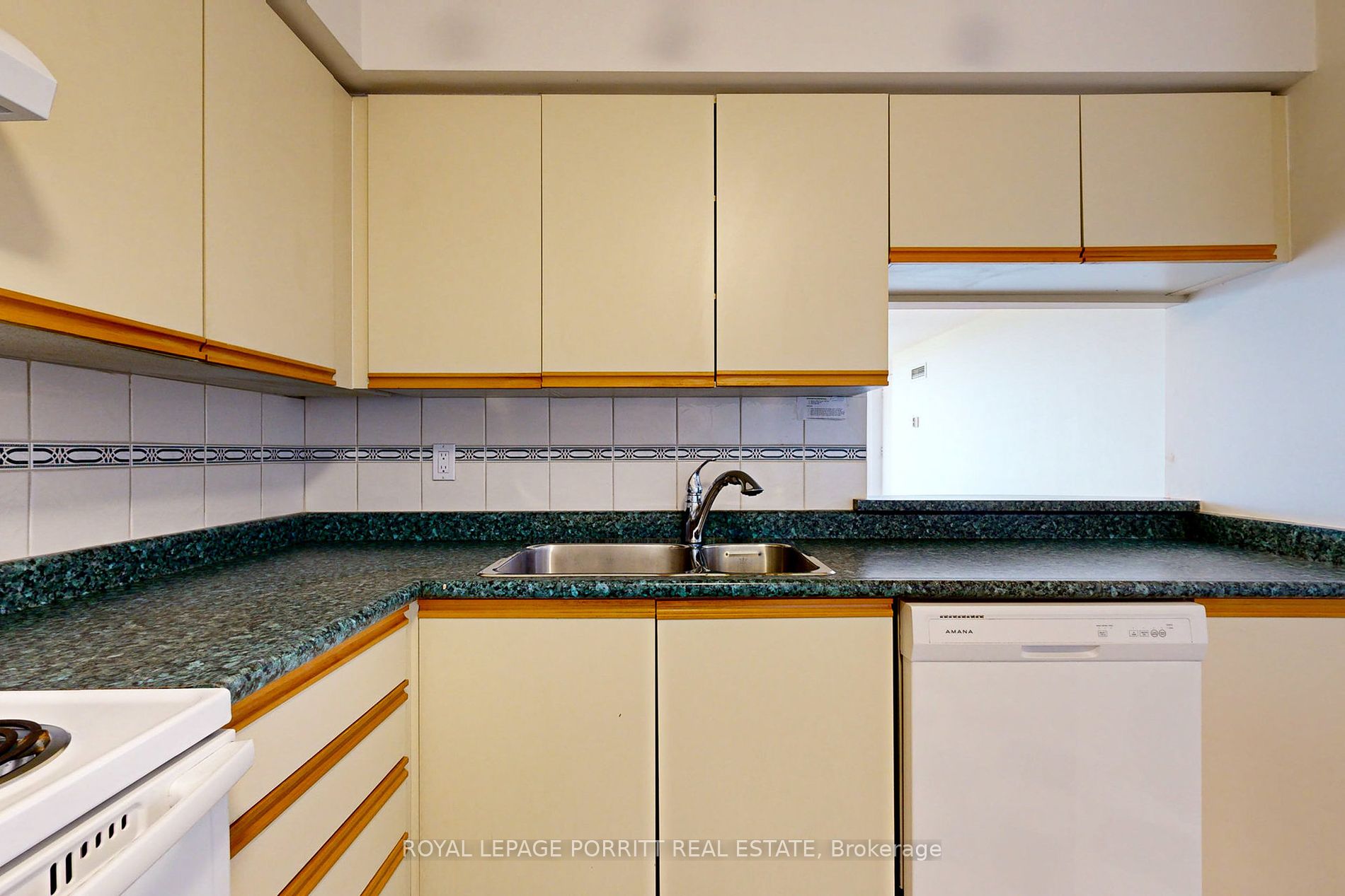 3845 Lake Shore Boulevard W, #1110