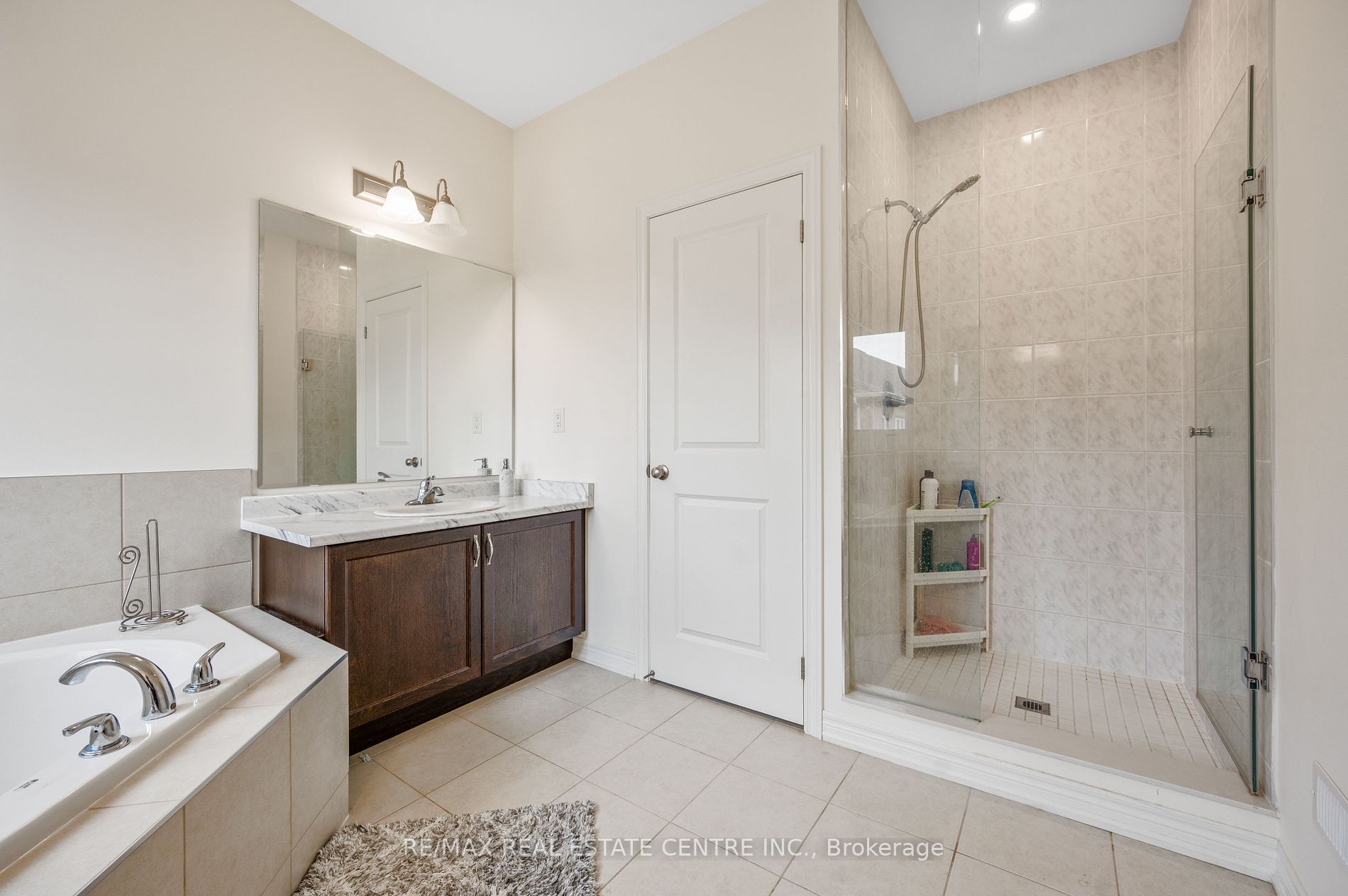 73 Donald Stewart Rd