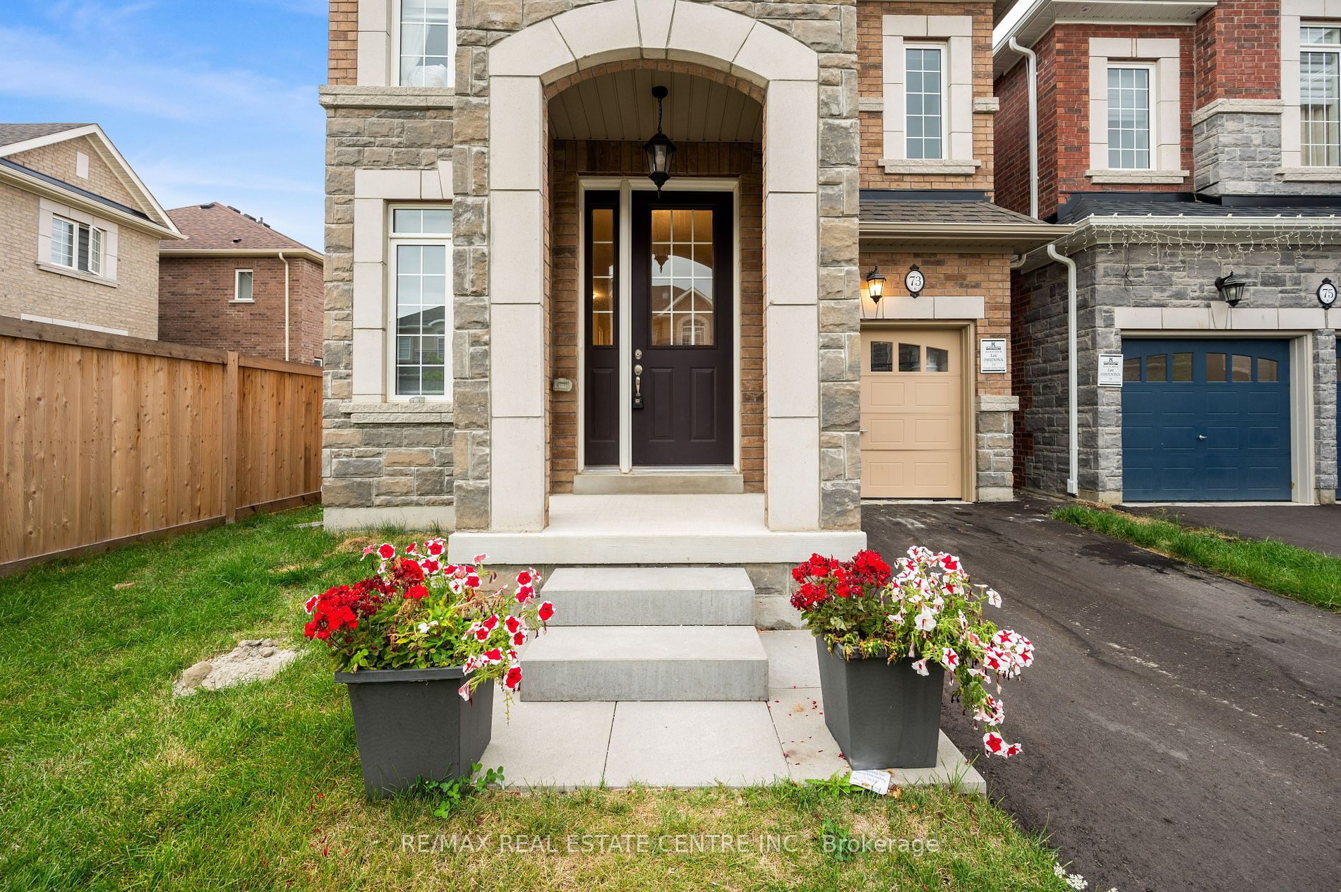 73 Donald Stewart Rd