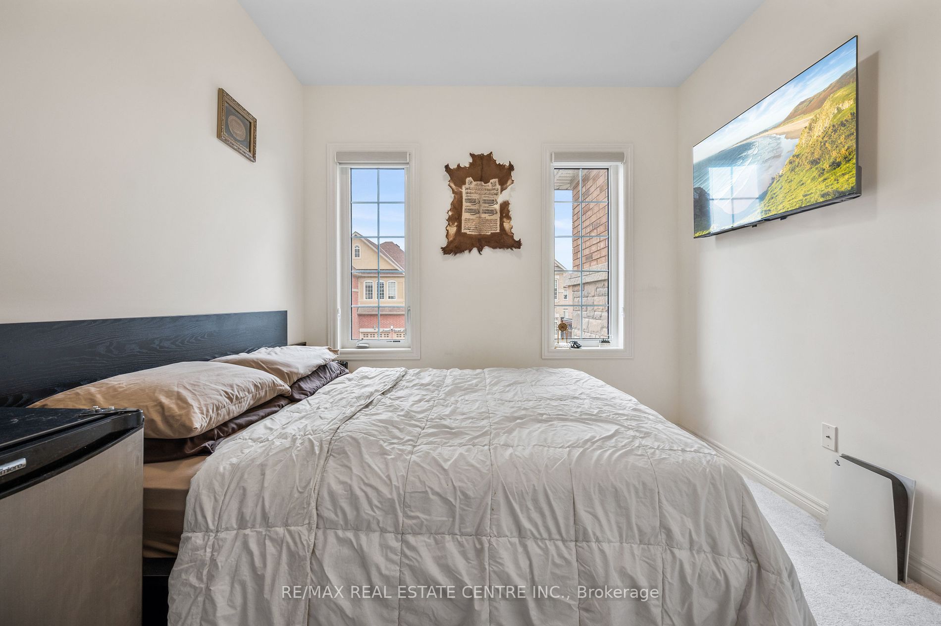 73 Donald Stewart Rd