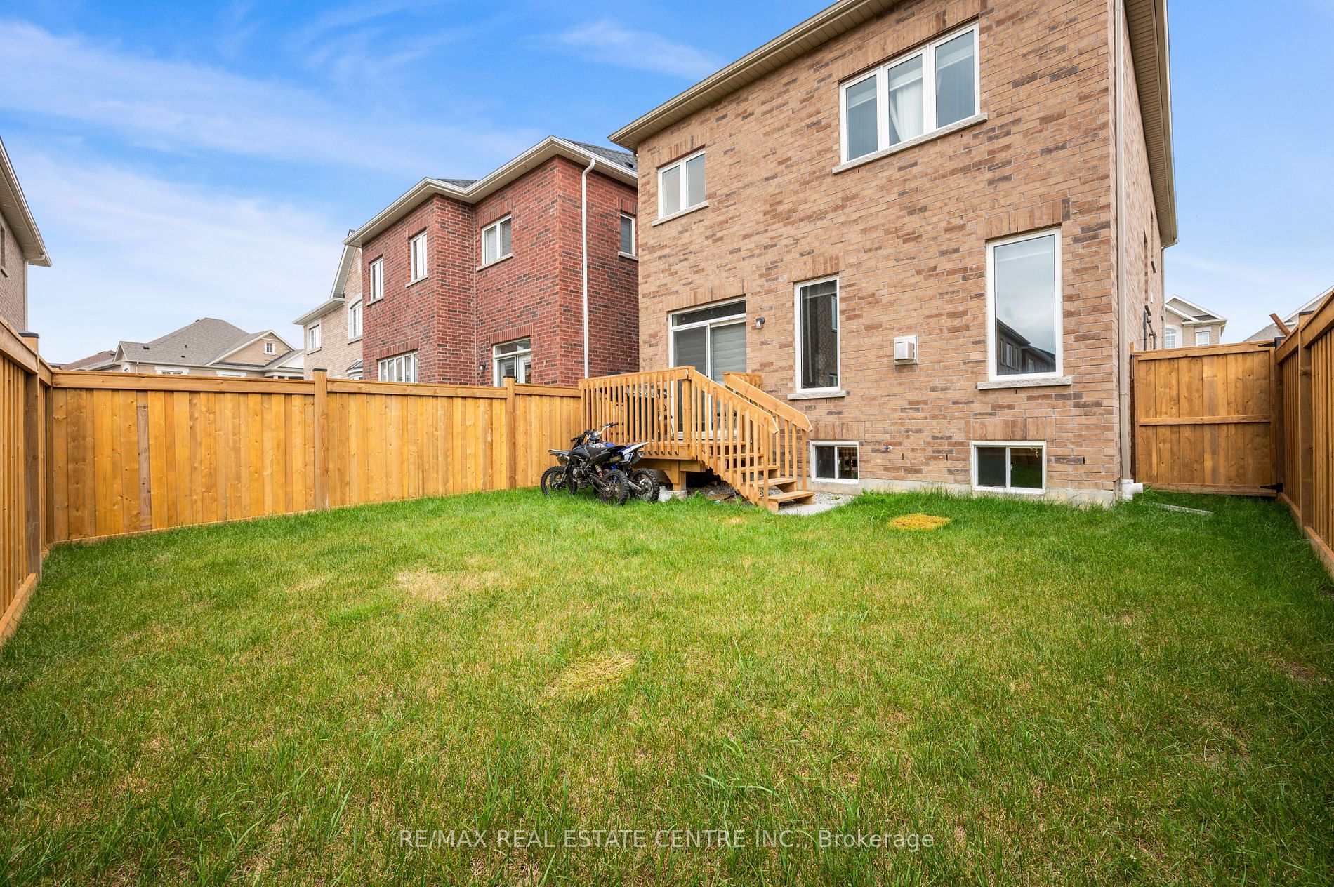73 Donald Stewart Rd