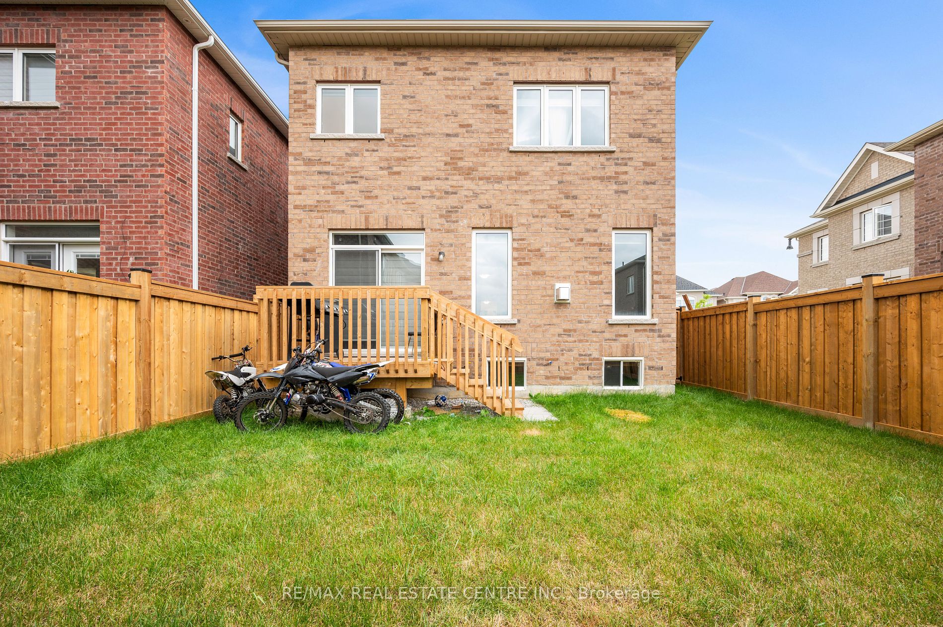 73 Donald Stewart Rd