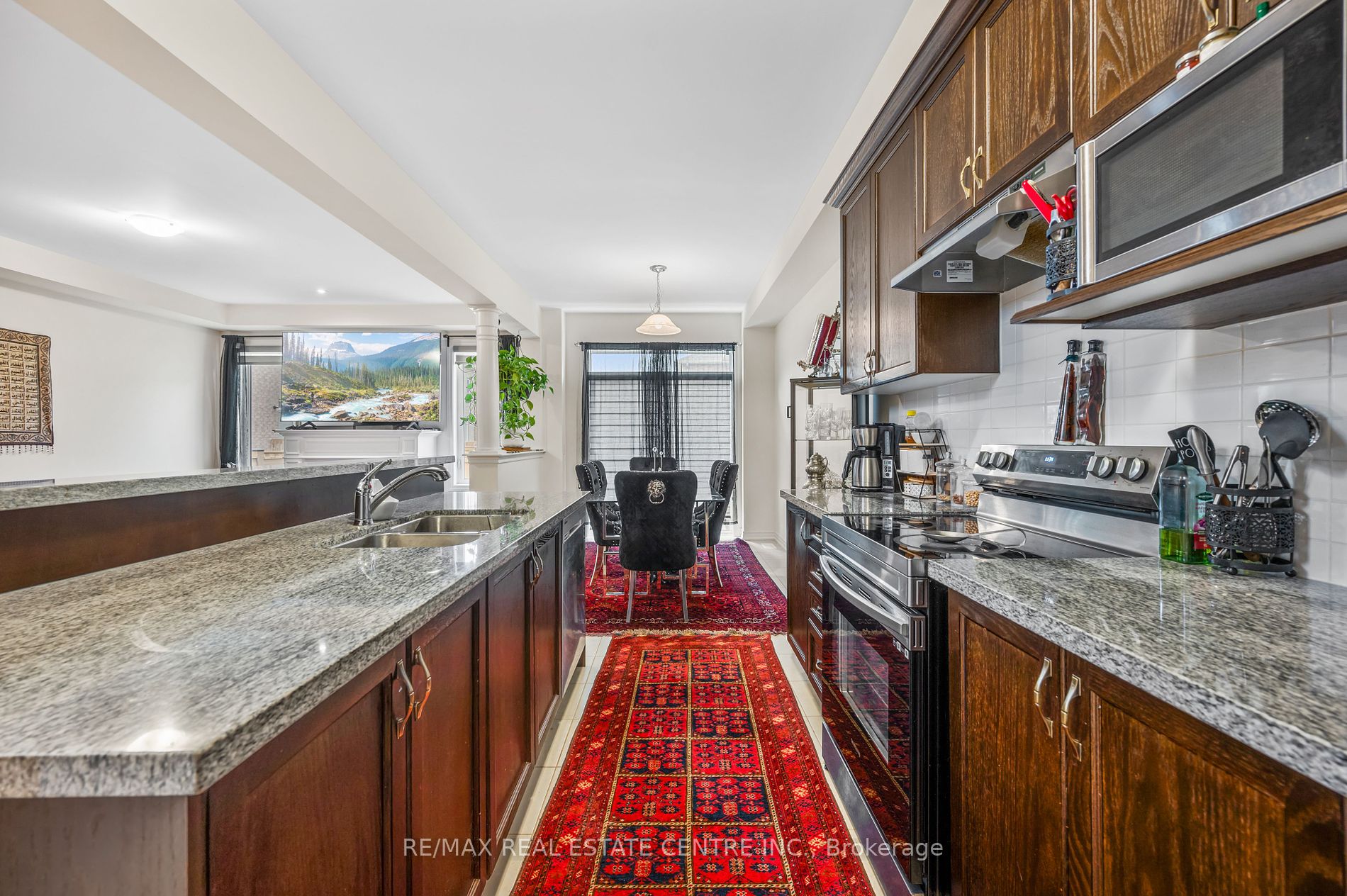 73 Donald Stewart Rd