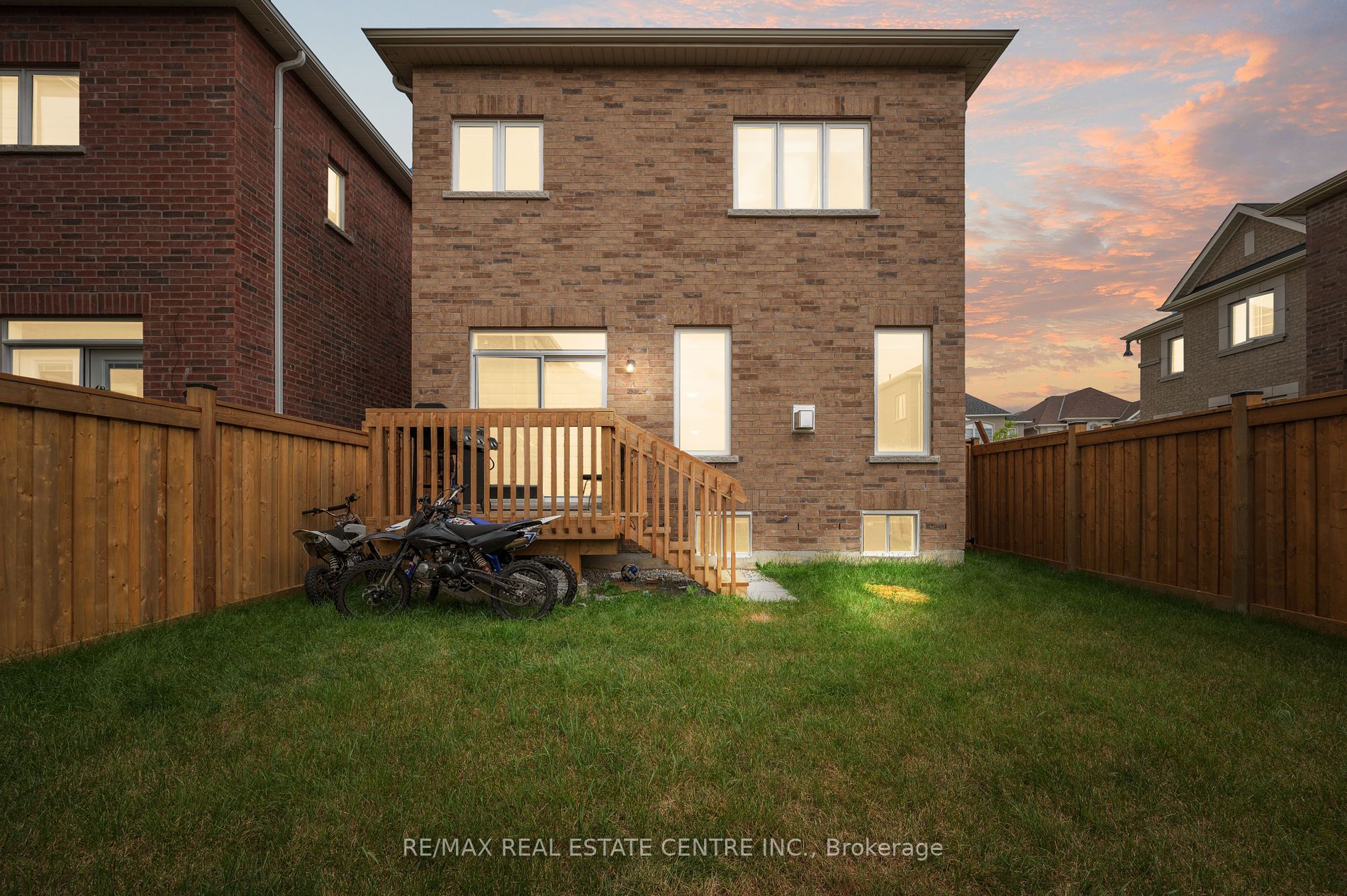 73 Donald Stewart Rd
