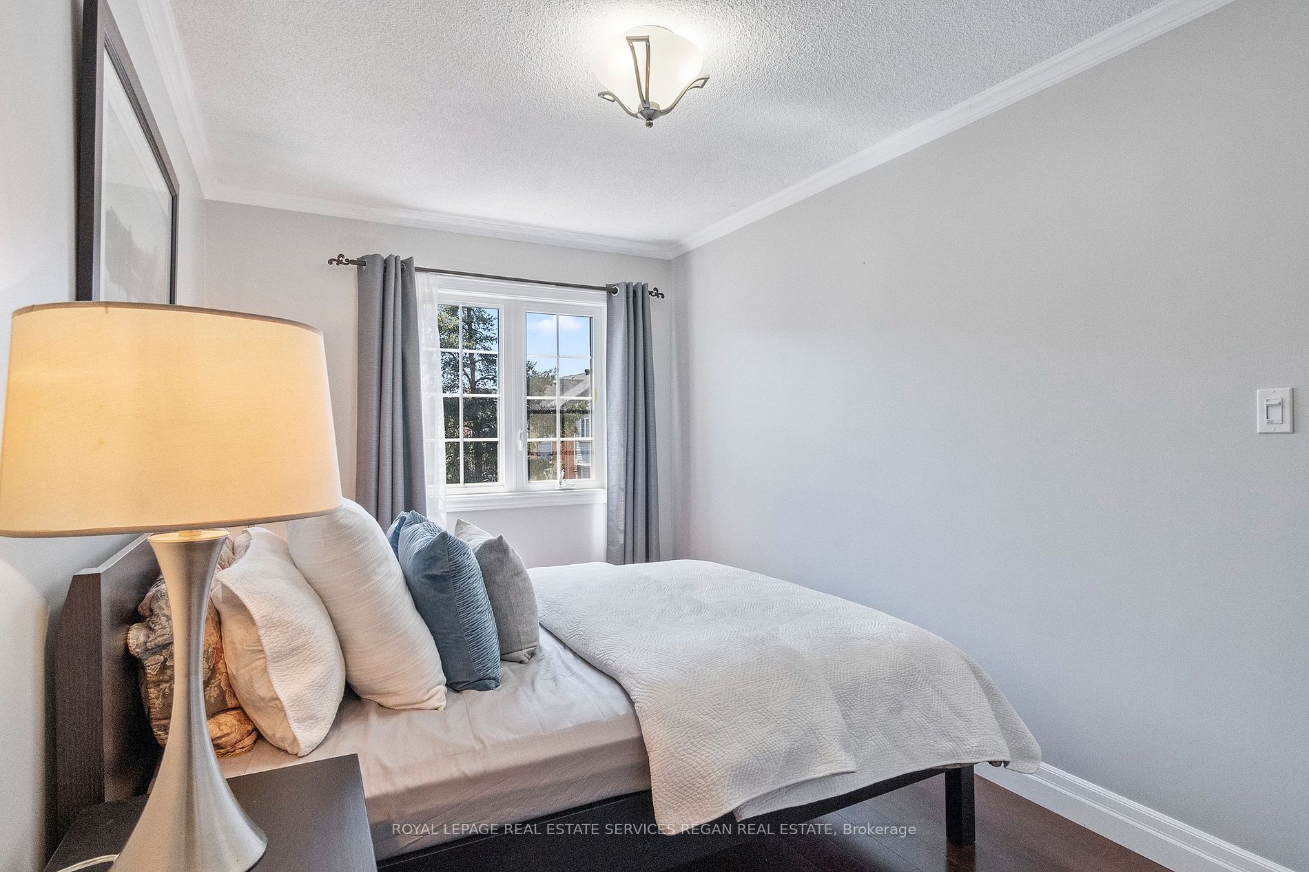 6950 Tenth Line W, #86