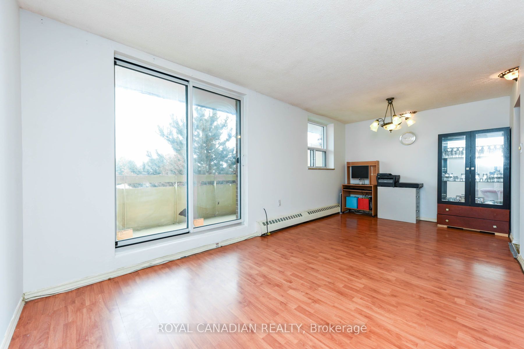 3577 Derry Rd E, #311