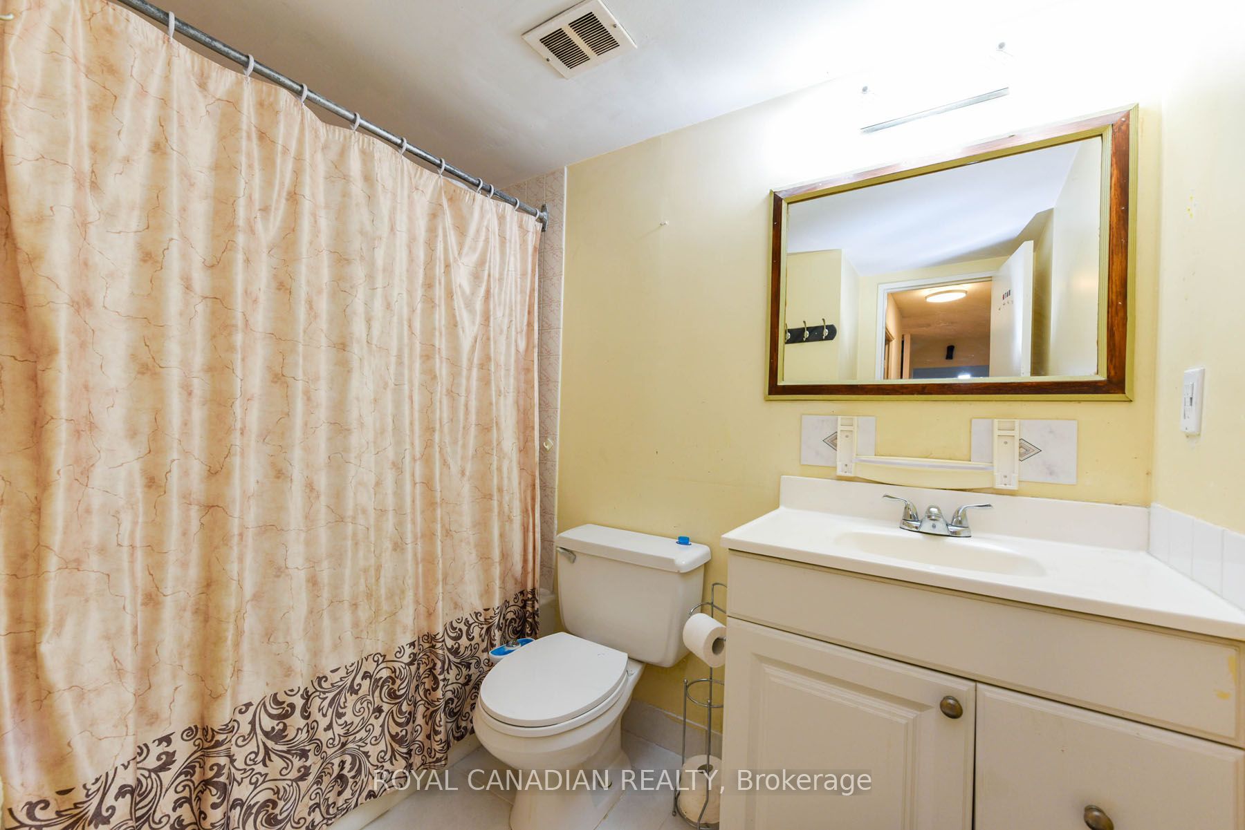 3577 Derry Rd E, #311
