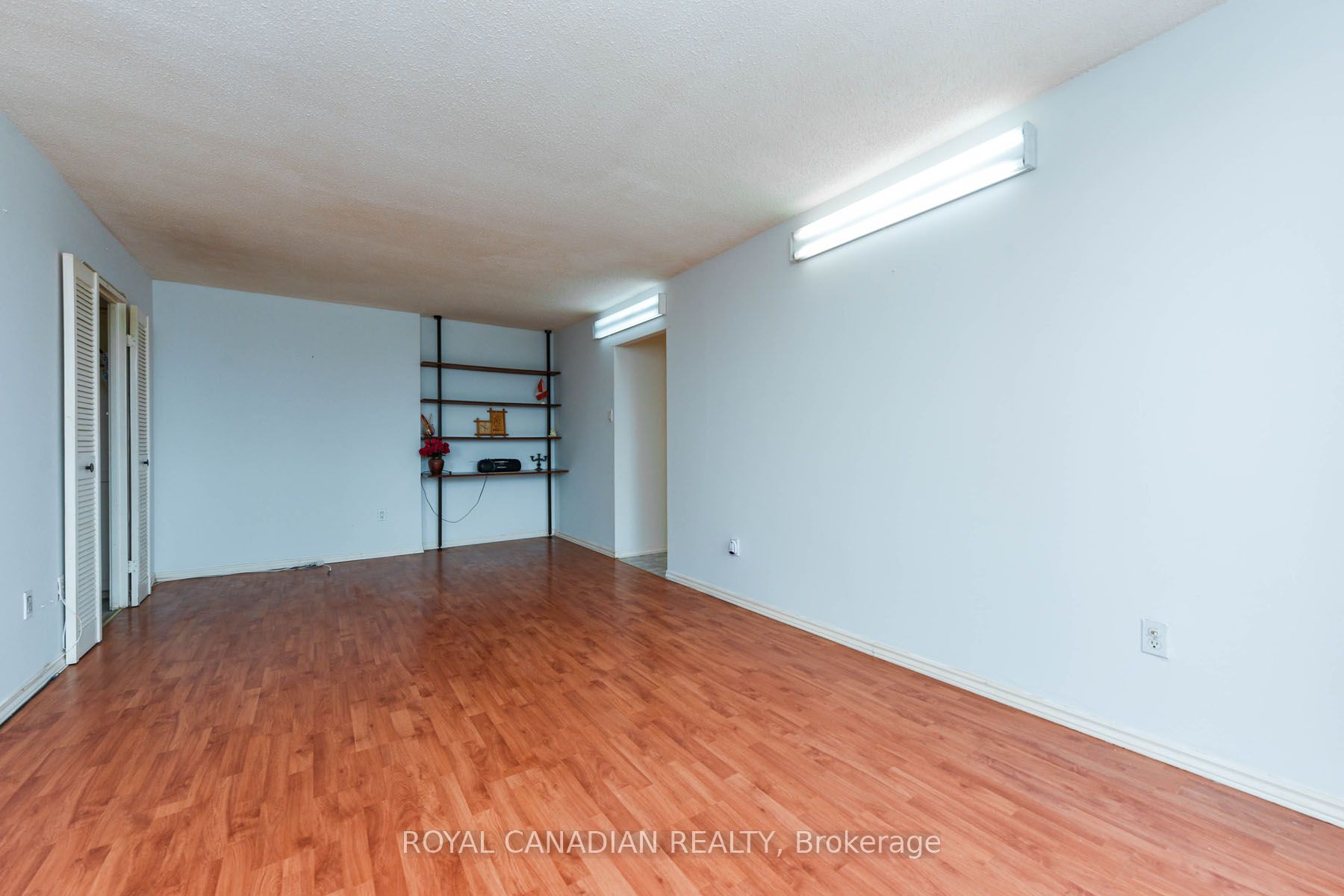 3577 Derry Rd E, #311