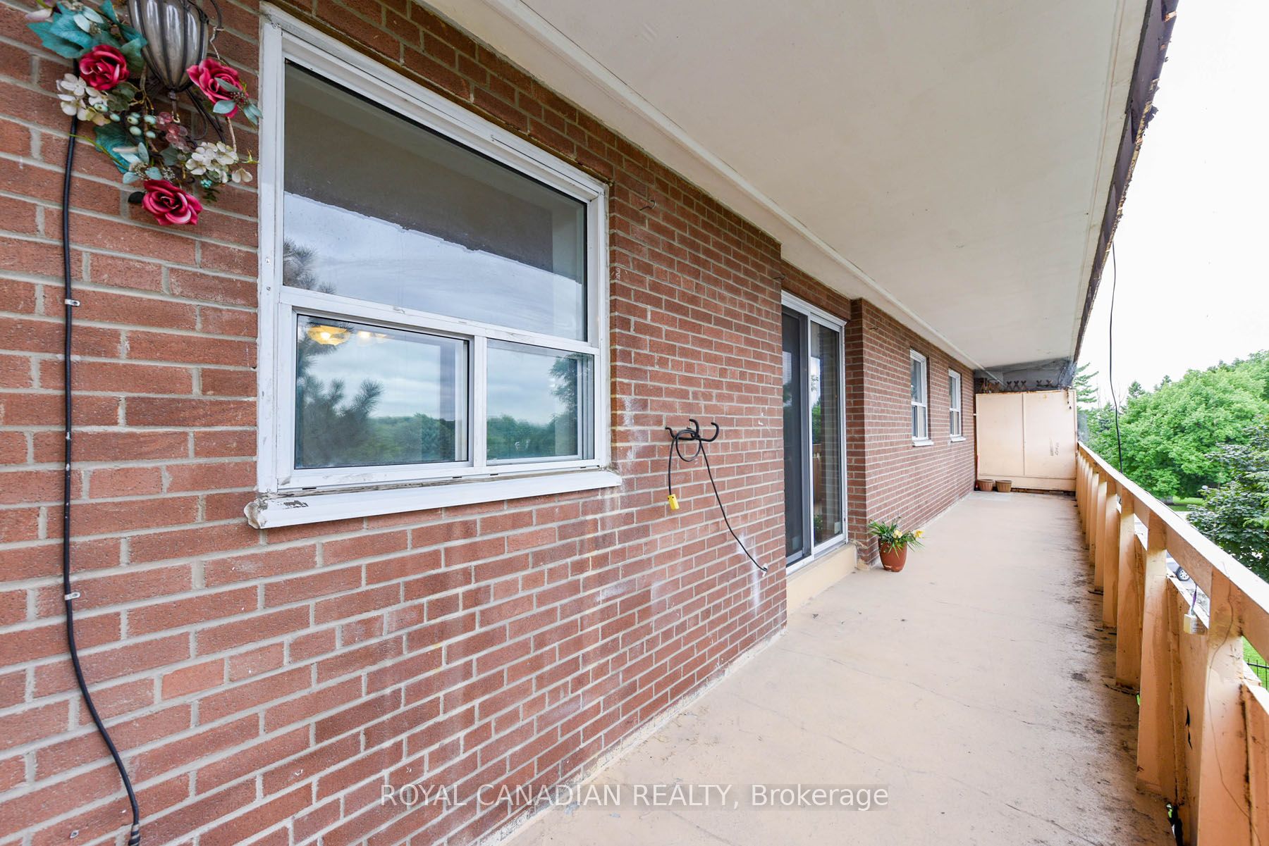 3577 Derry Rd E, #311