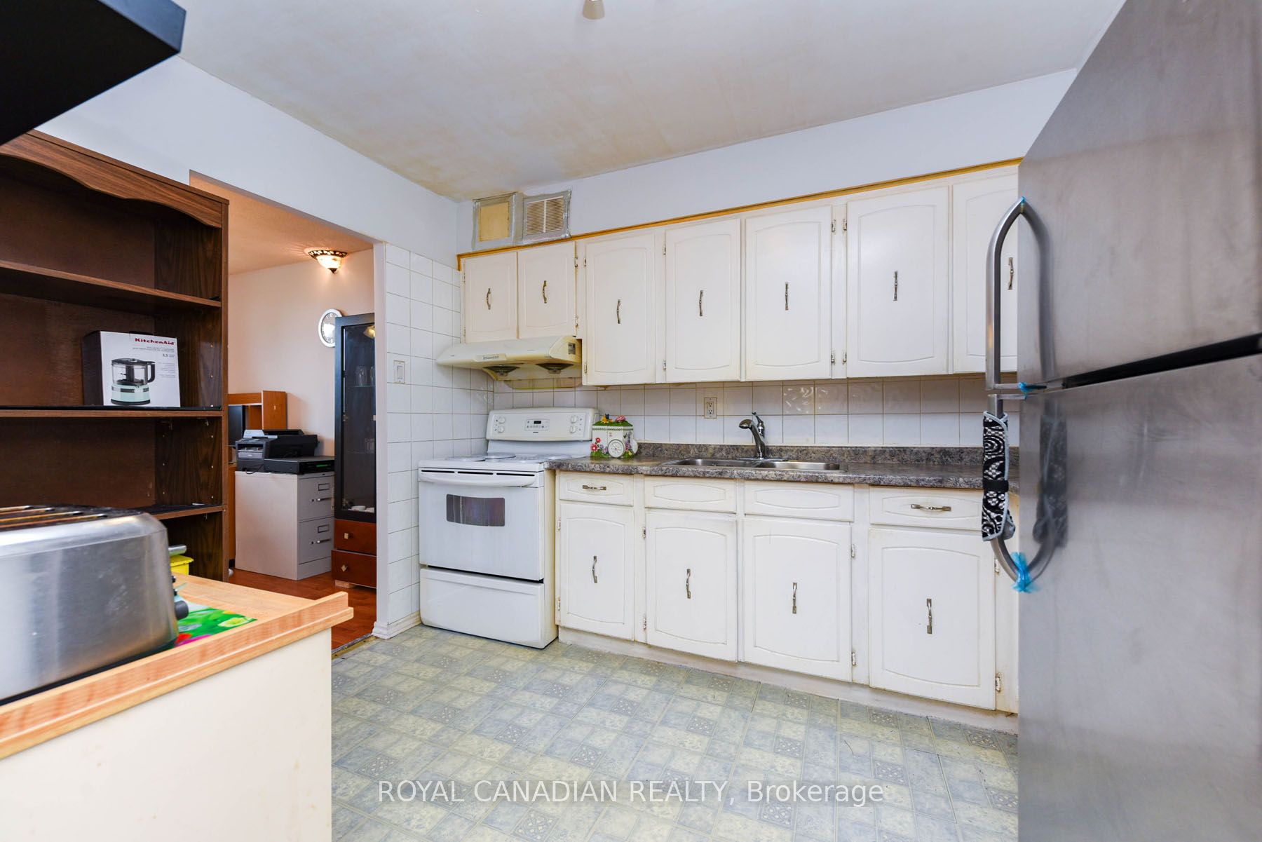 3577 Derry Rd E, #311