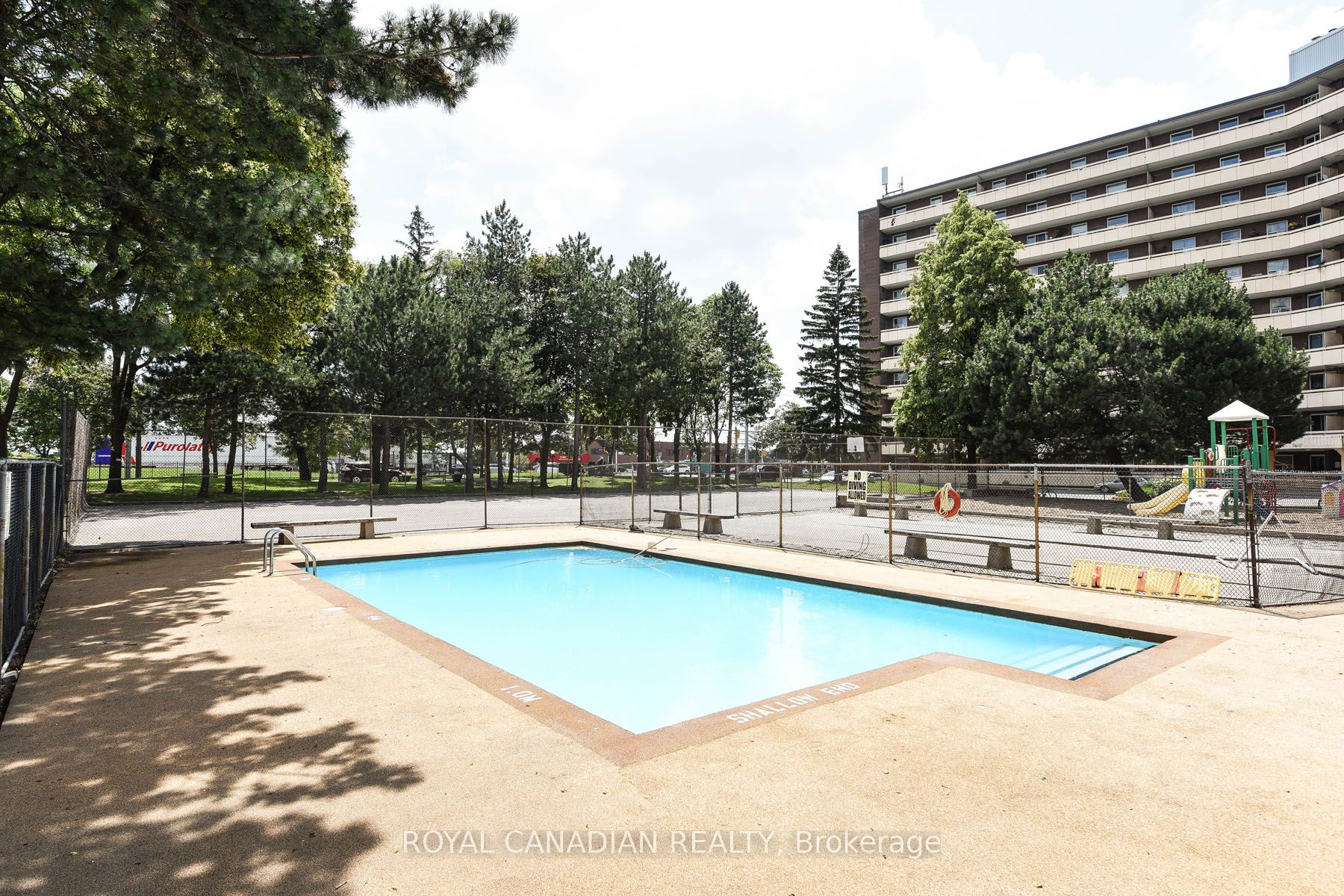 3577 Derry Rd E, #311