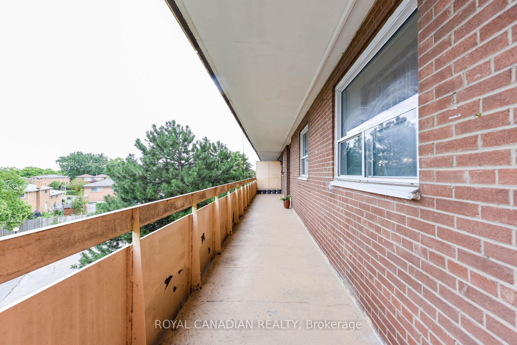 3577 Derry Rd E, #311