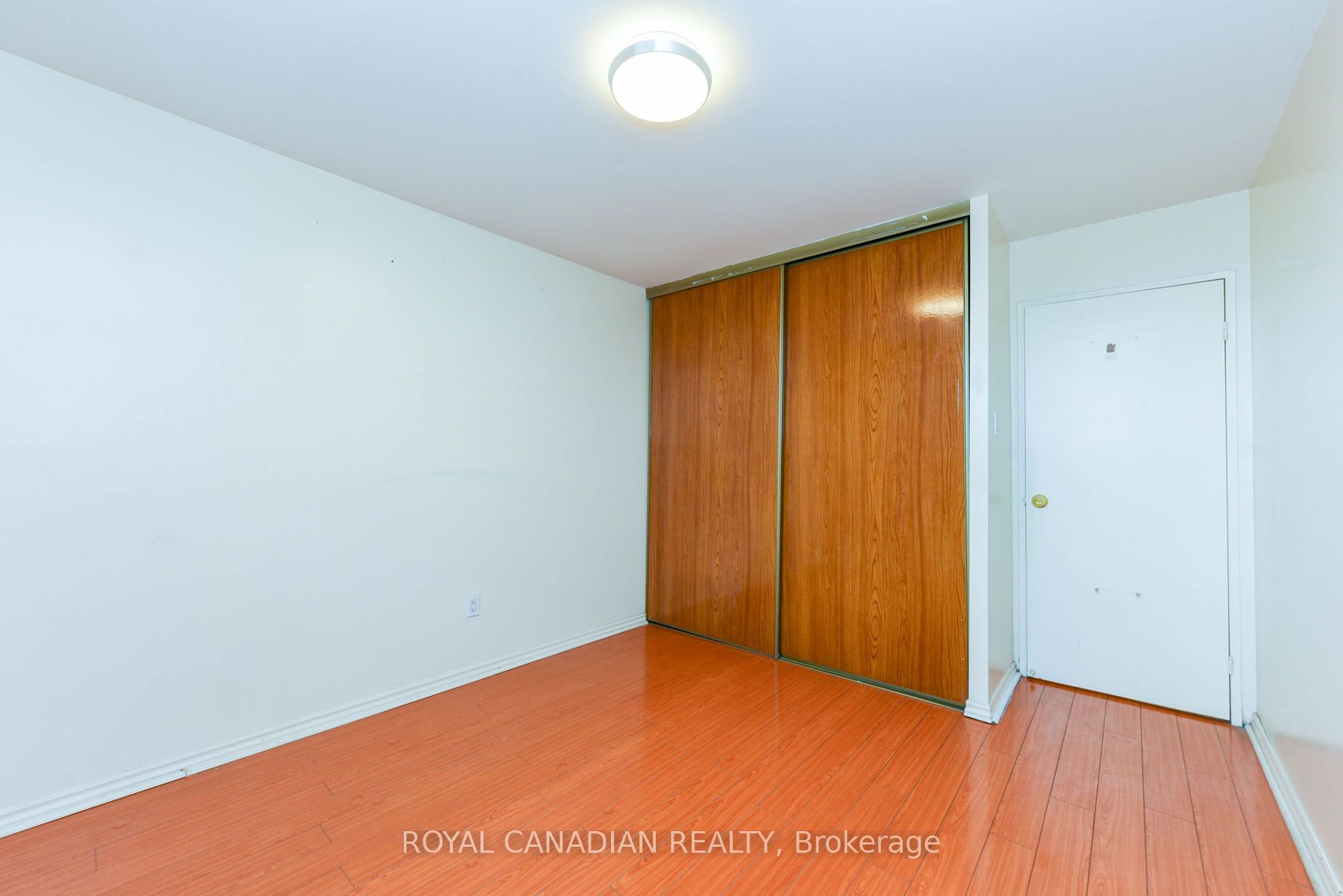 3577 Derry Rd E, #311