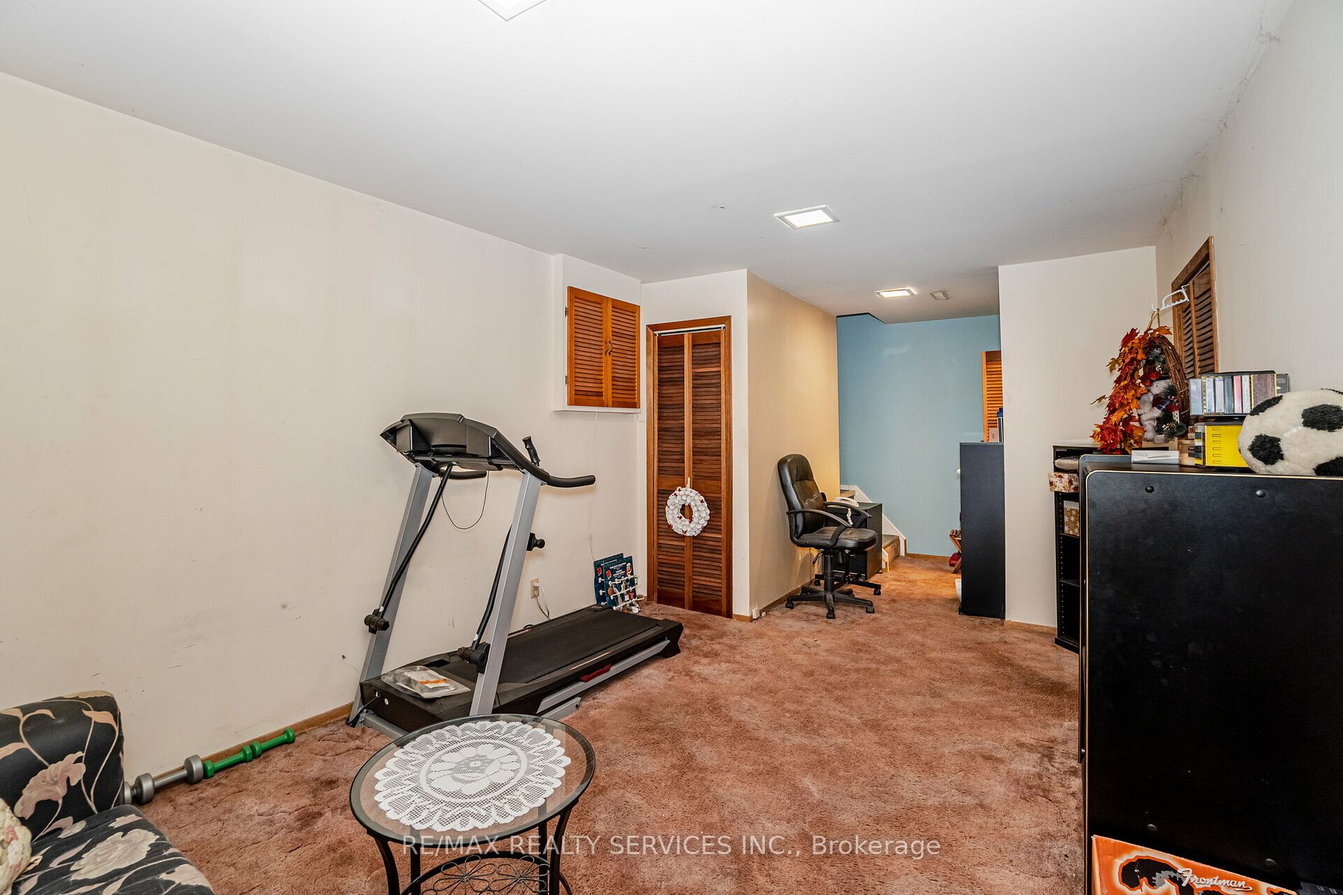5 Greenleaf Crescent
