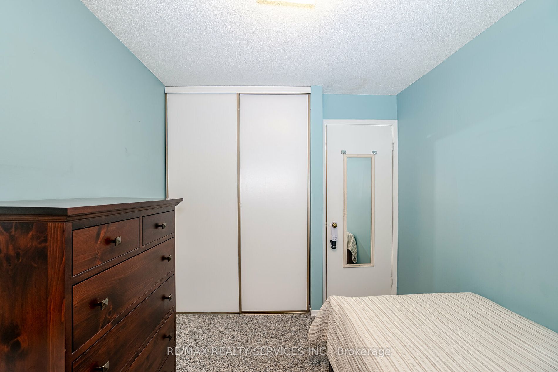 5 Greenleaf Crescent