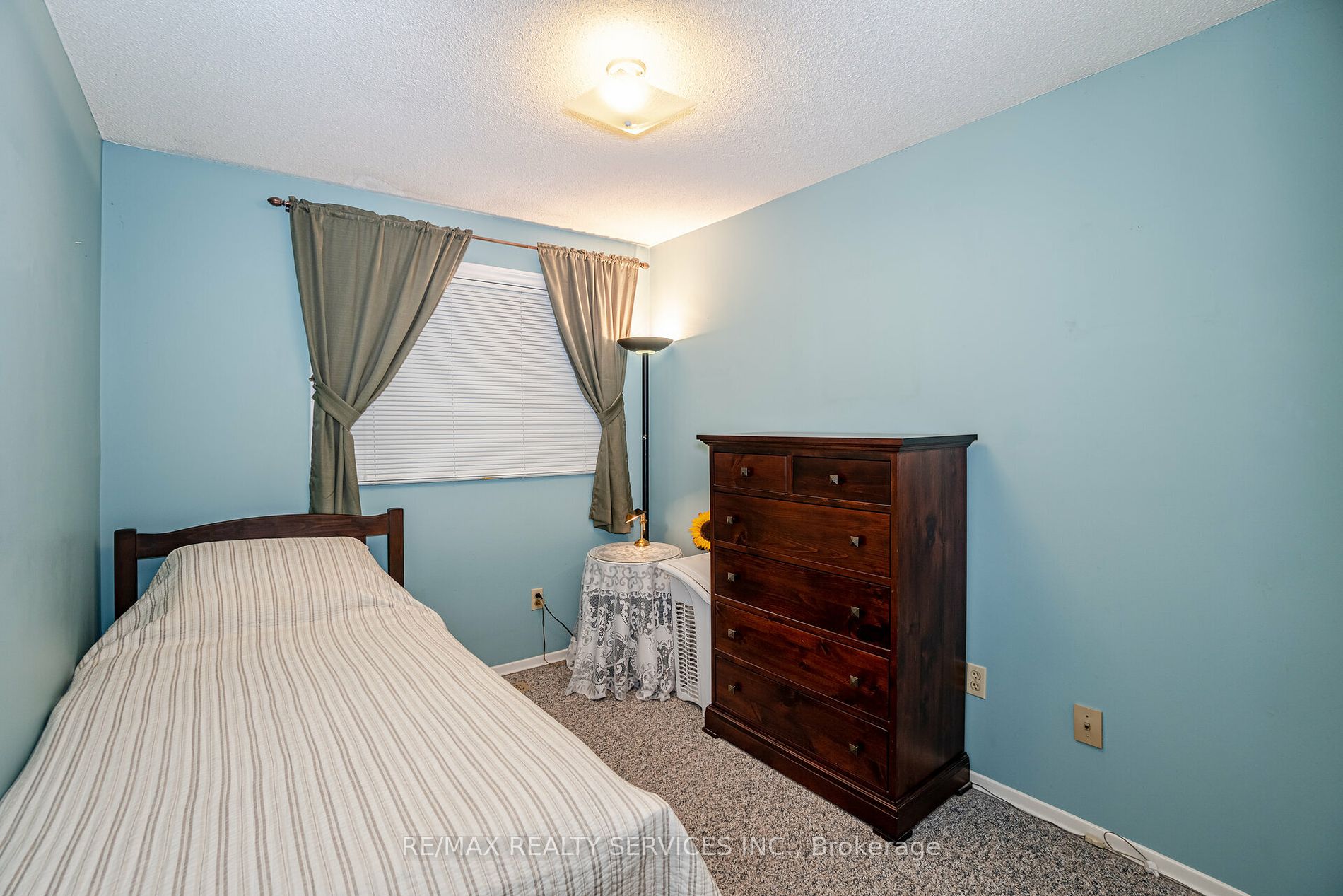 5 Greenleaf Crescent