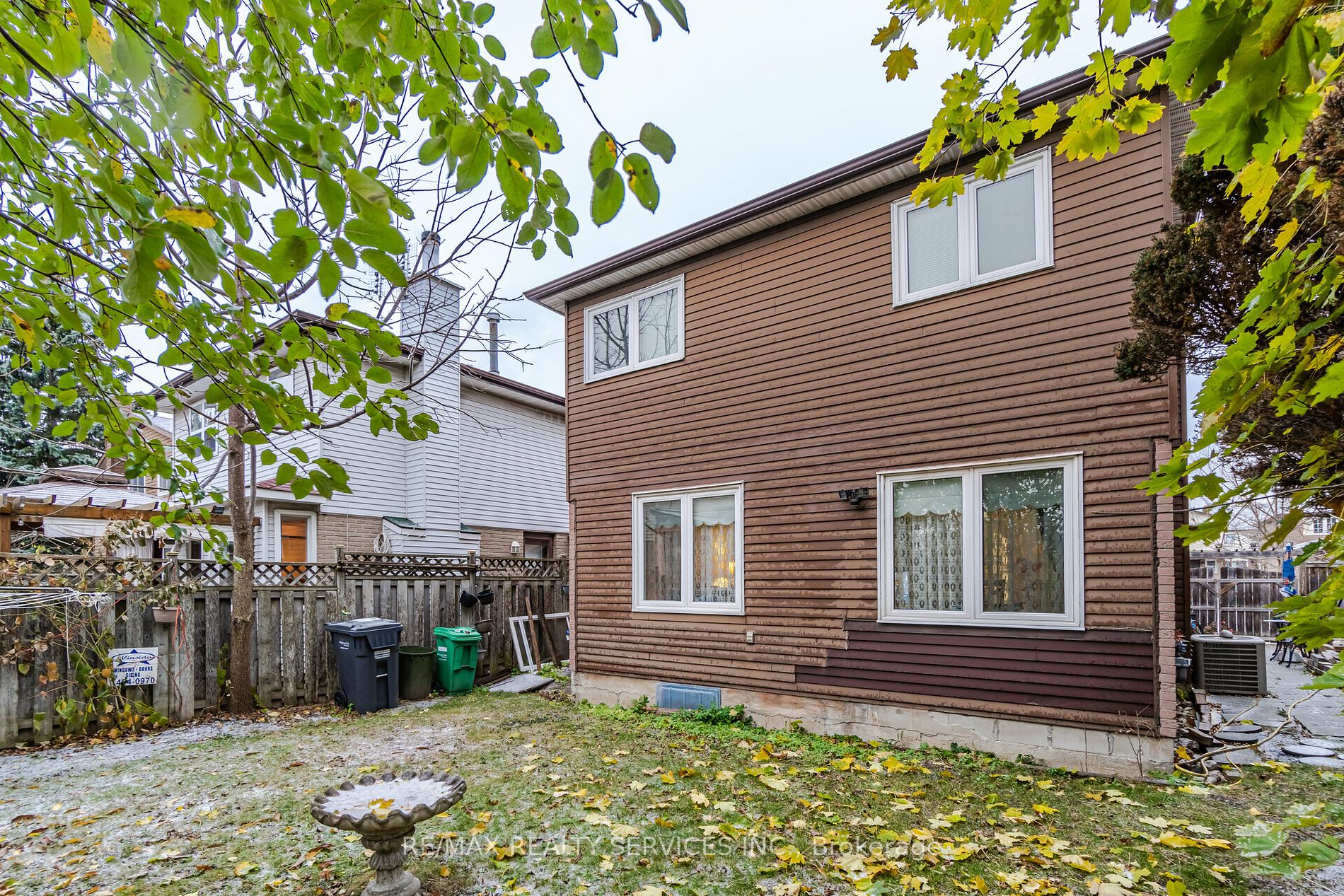 5 Greenleaf Crescent