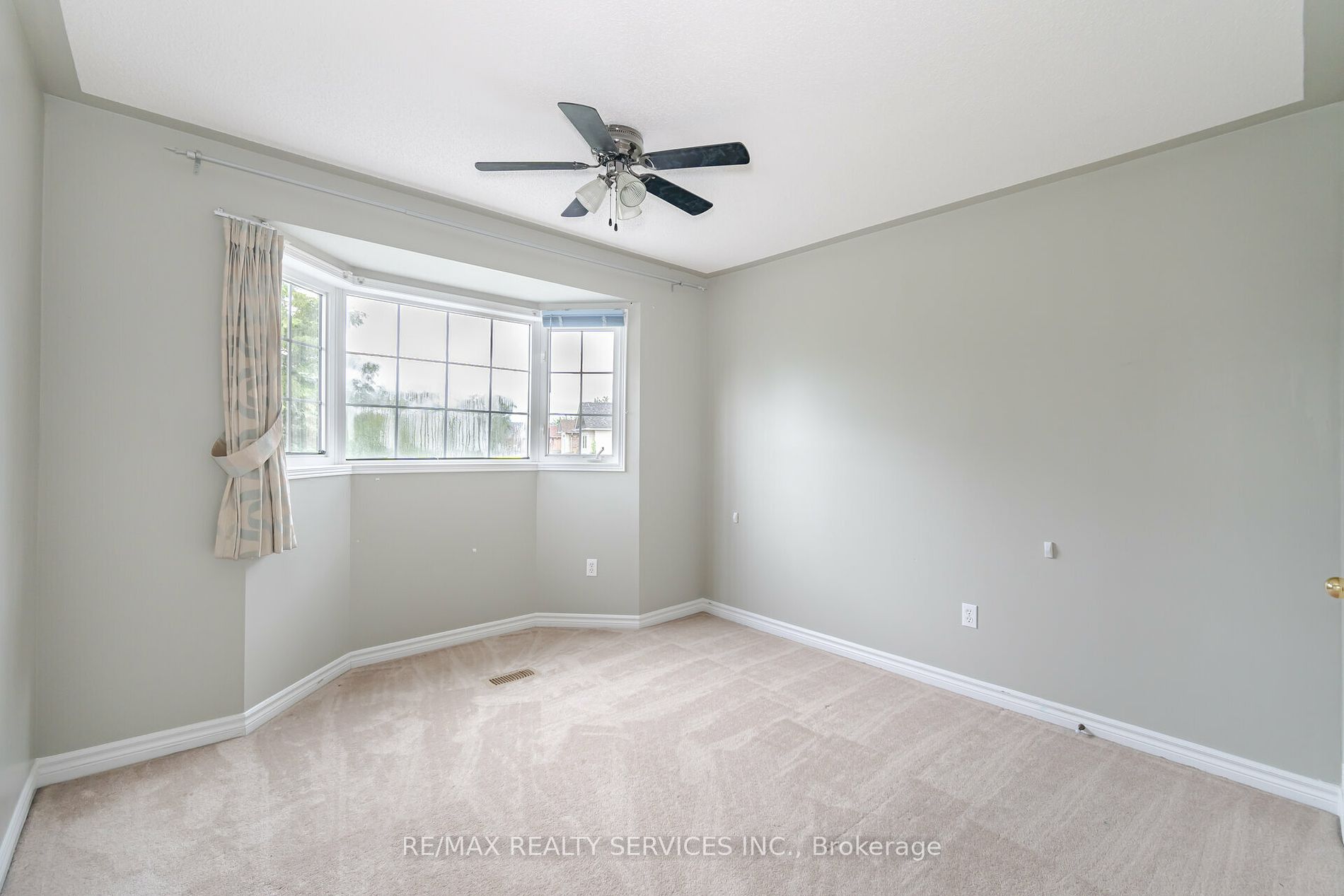 84 Seaside Circle