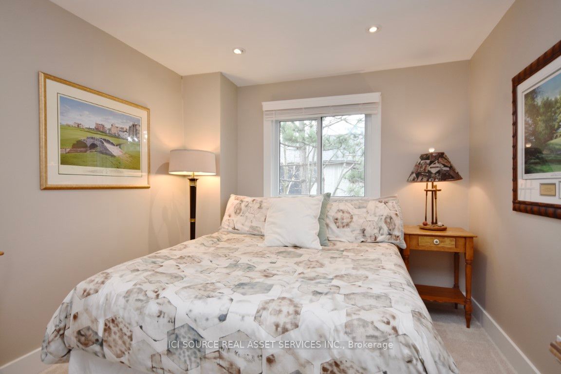 1060 Walden Circle, #16