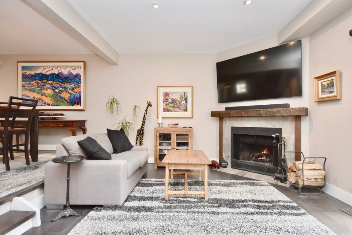 1060 Walden Circle, #16
