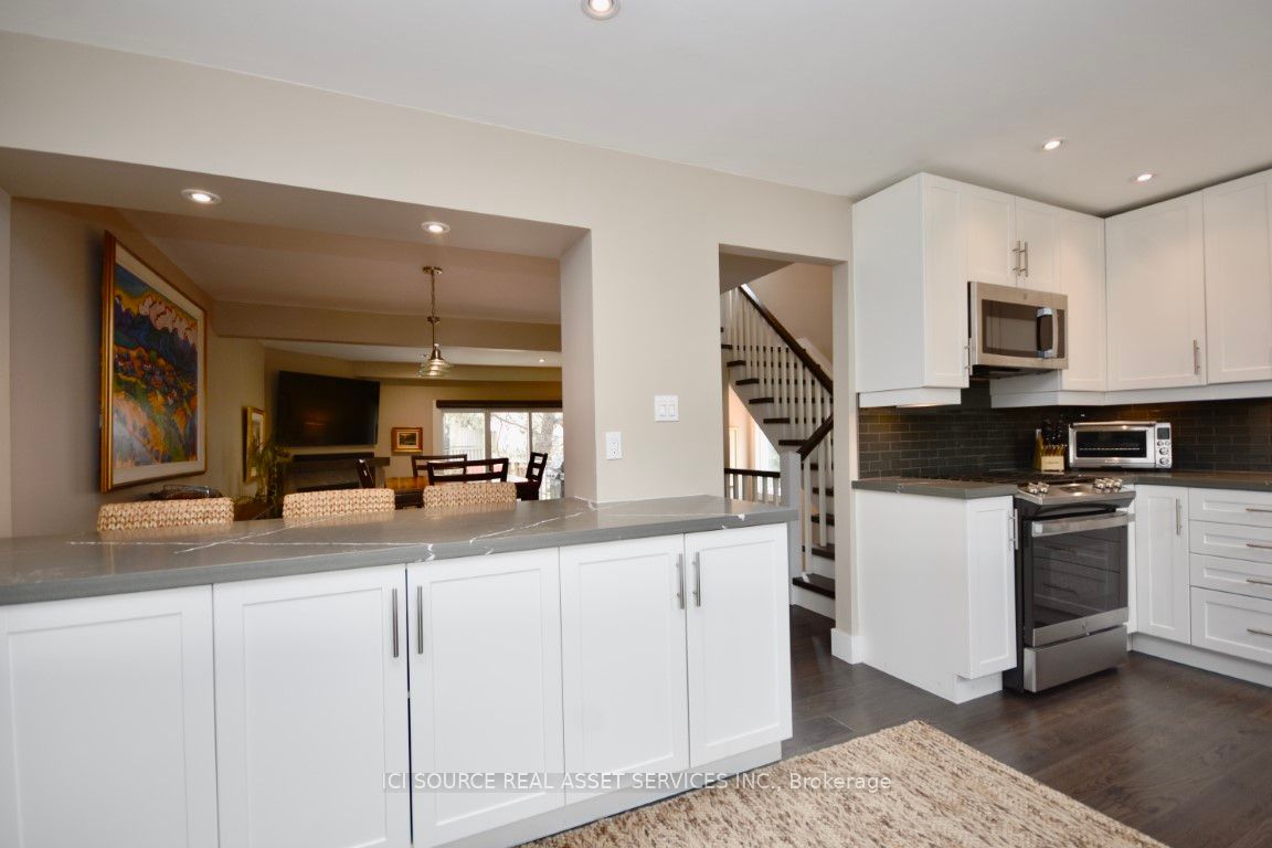1060 Walden Circle, #16