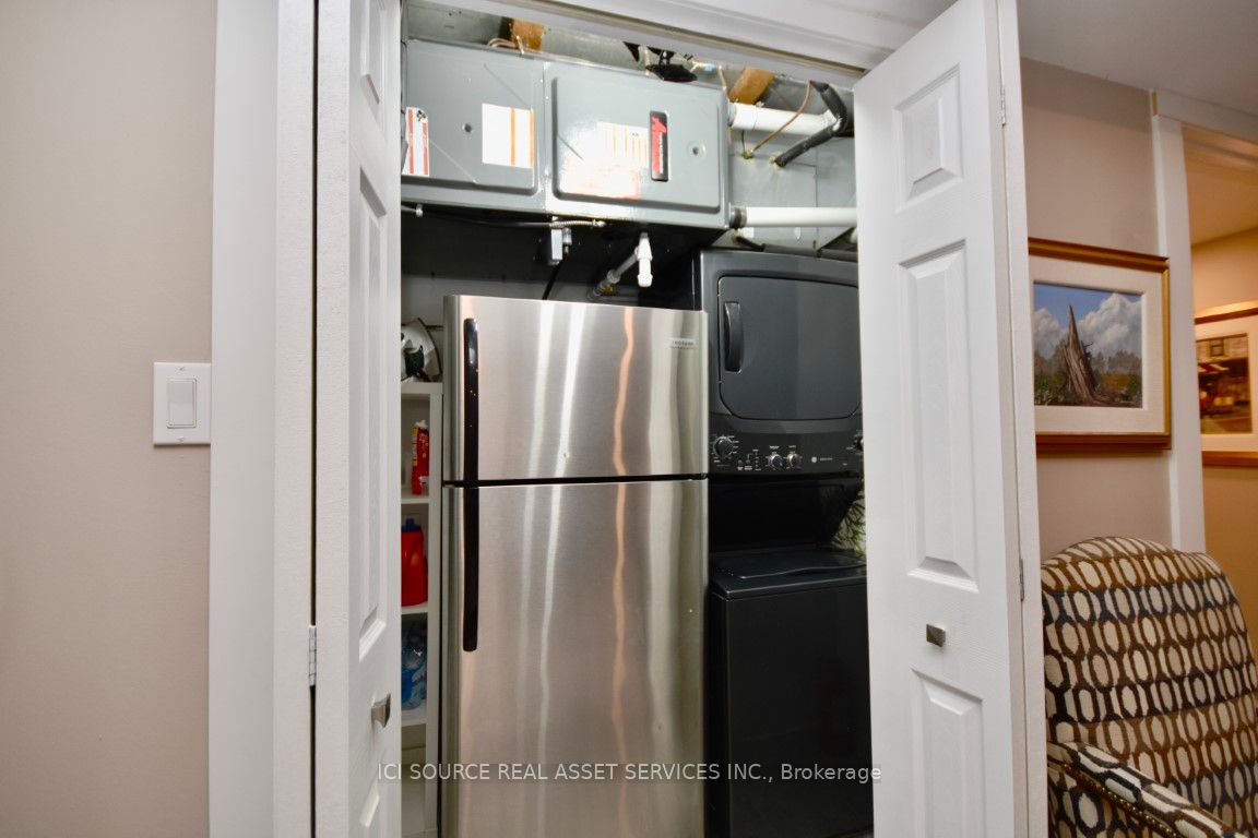 1060 Walden Circle, #16