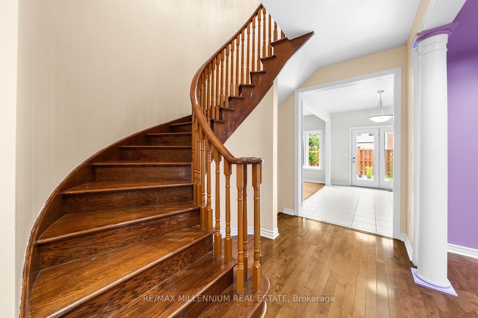 15 Vernet Crescent