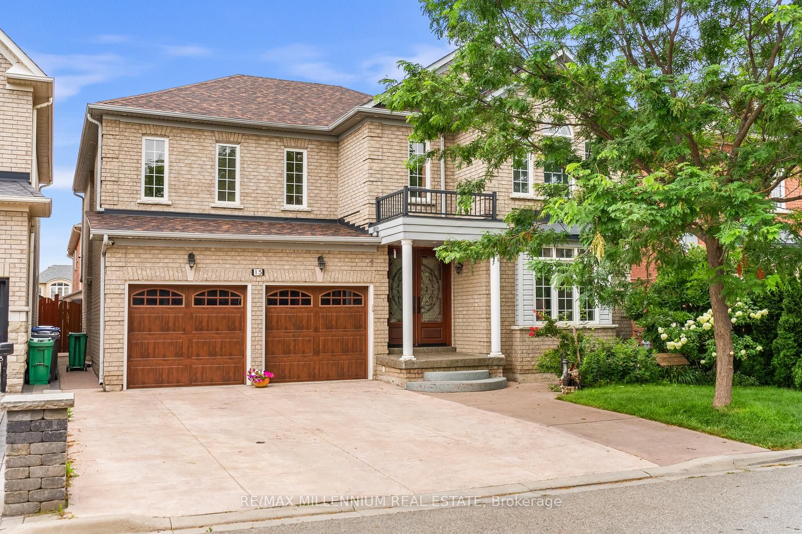 15 Vernet Crescent