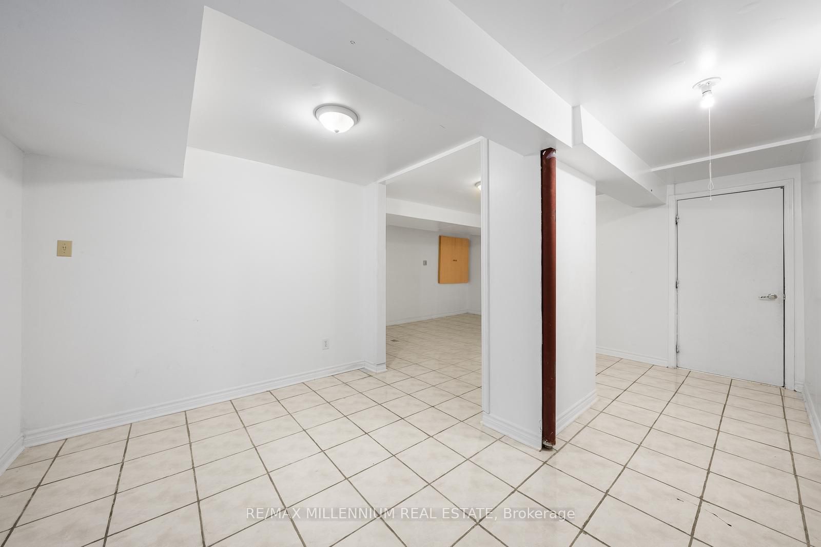 15 Vernet Crescent