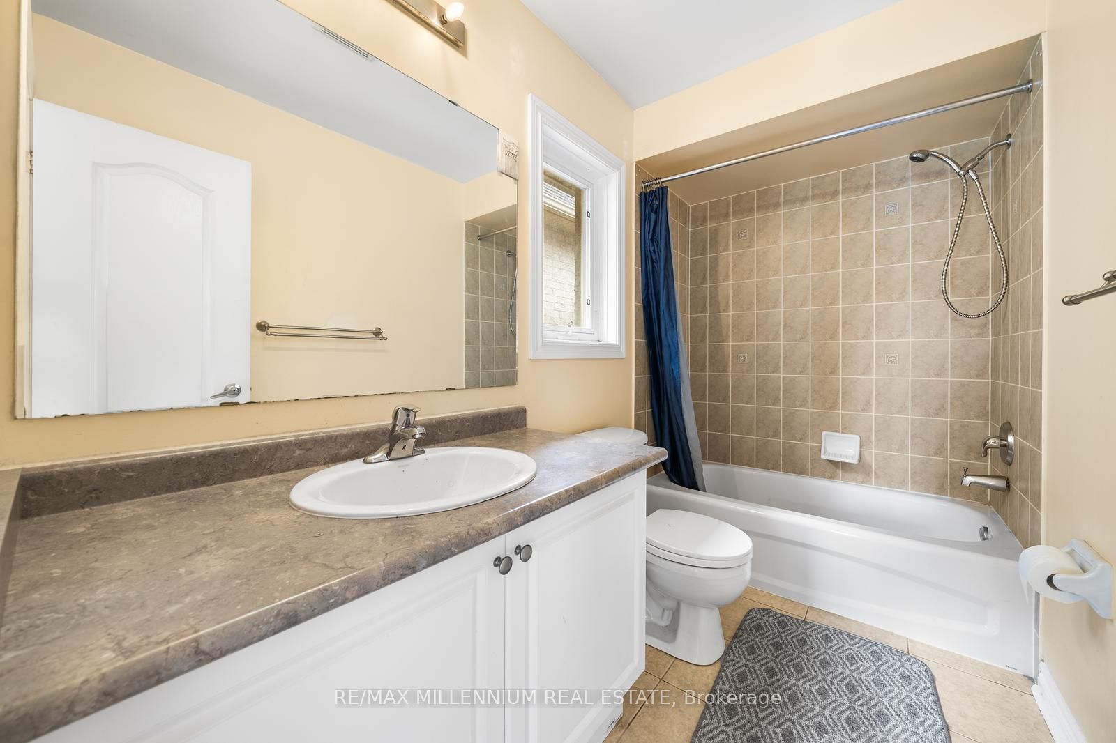 15 Vernet Crescent