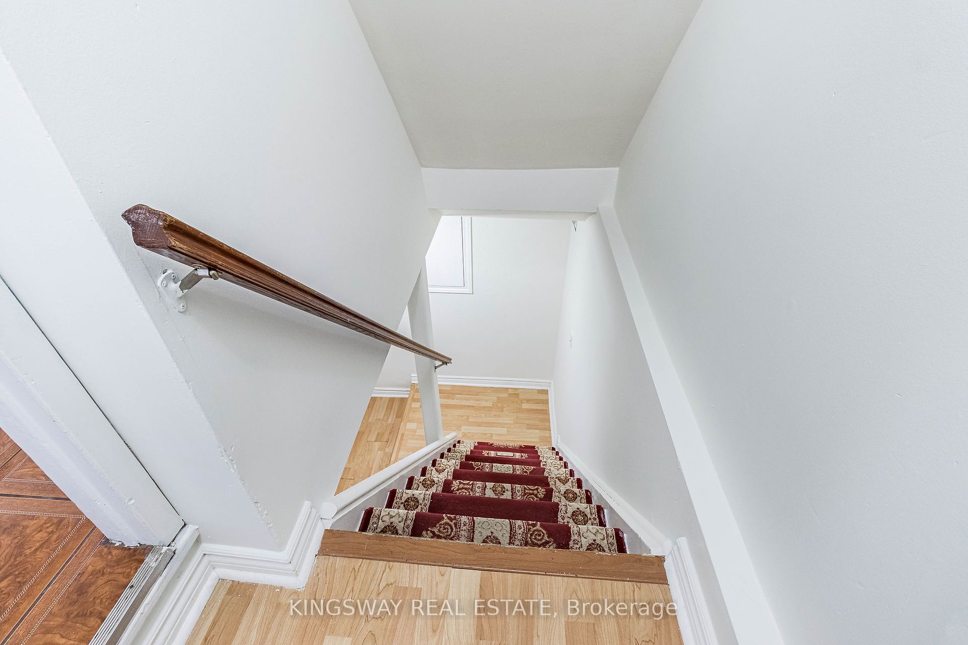 21 Tralee St
